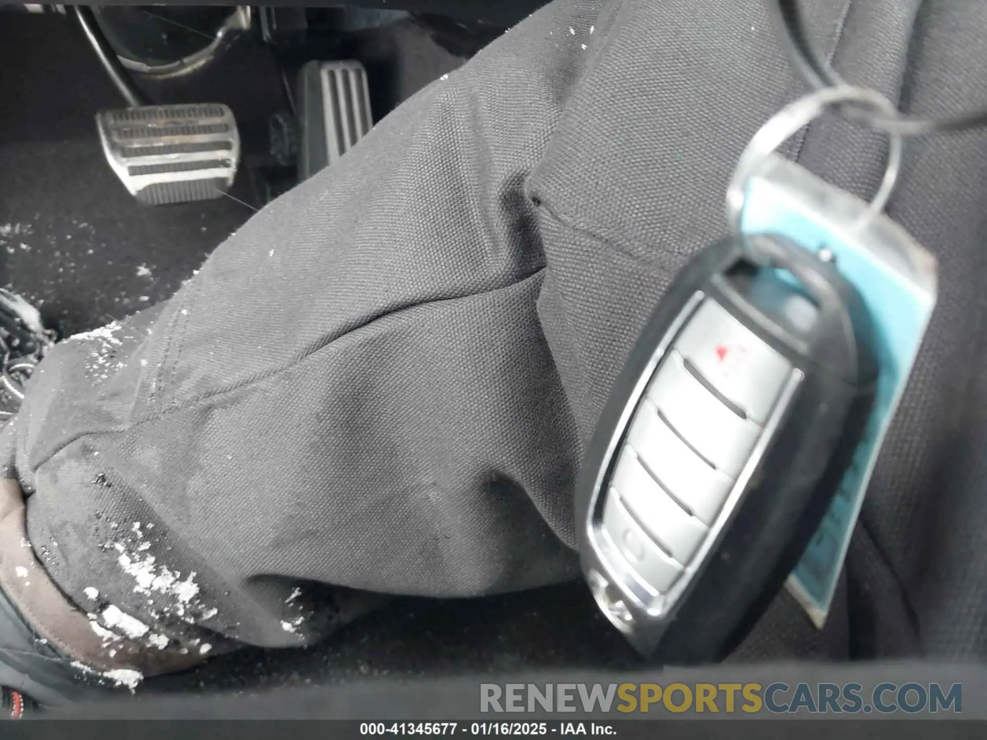 11 Photograph of a damaged car JN1EV7AR3LM250765 INFINITI Q50 2020
