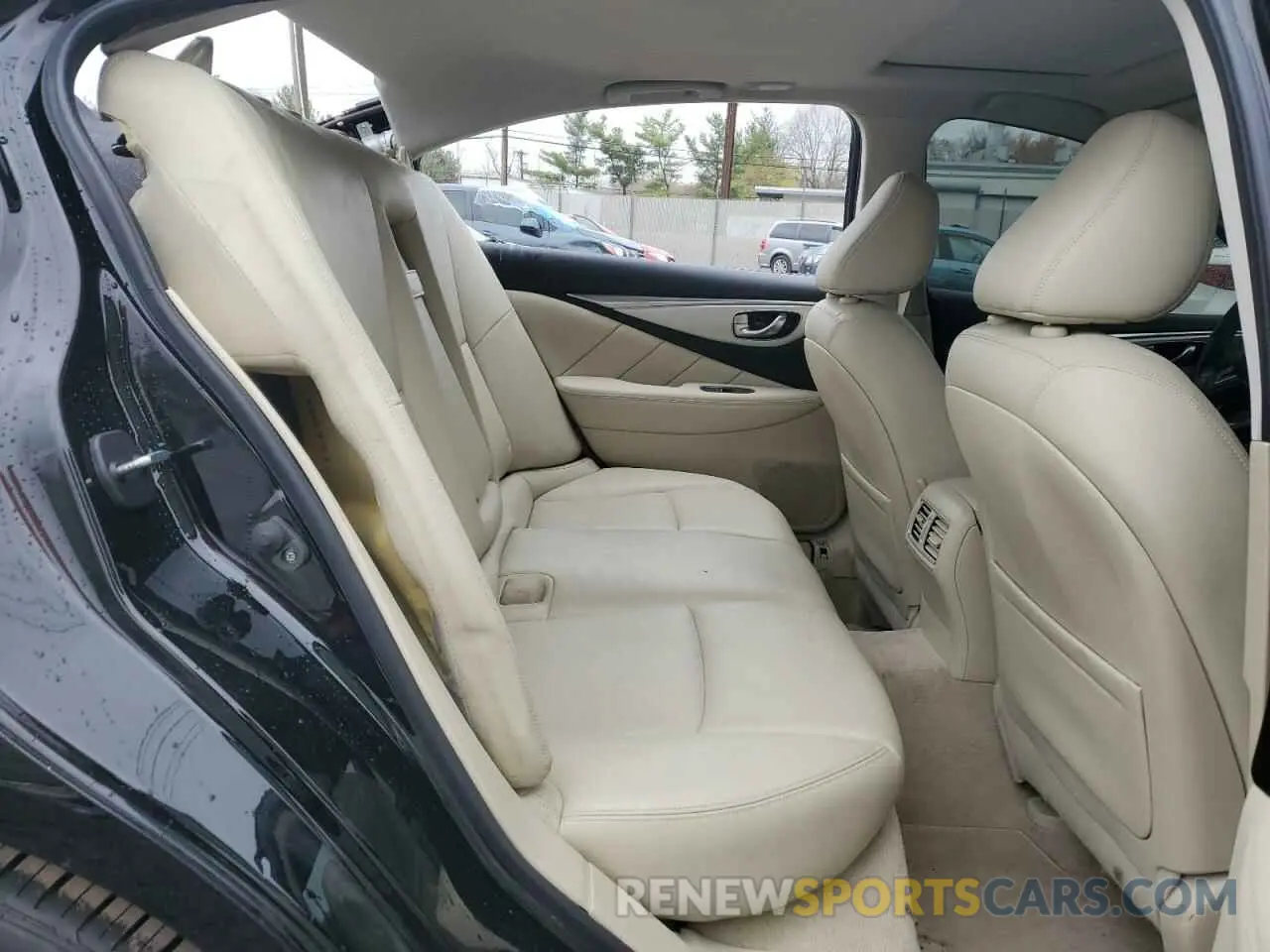 10 Photograph of a damaged car JN1EV7AR3LM252421 INFINITI Q50 2020