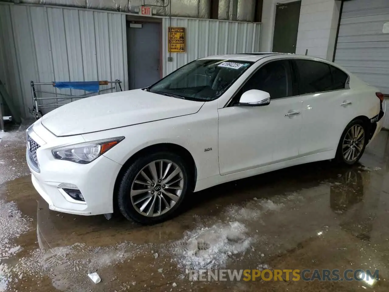 1 Photograph of a damaged car JN1EV7AR6LM256981 INFINITI Q50 2020