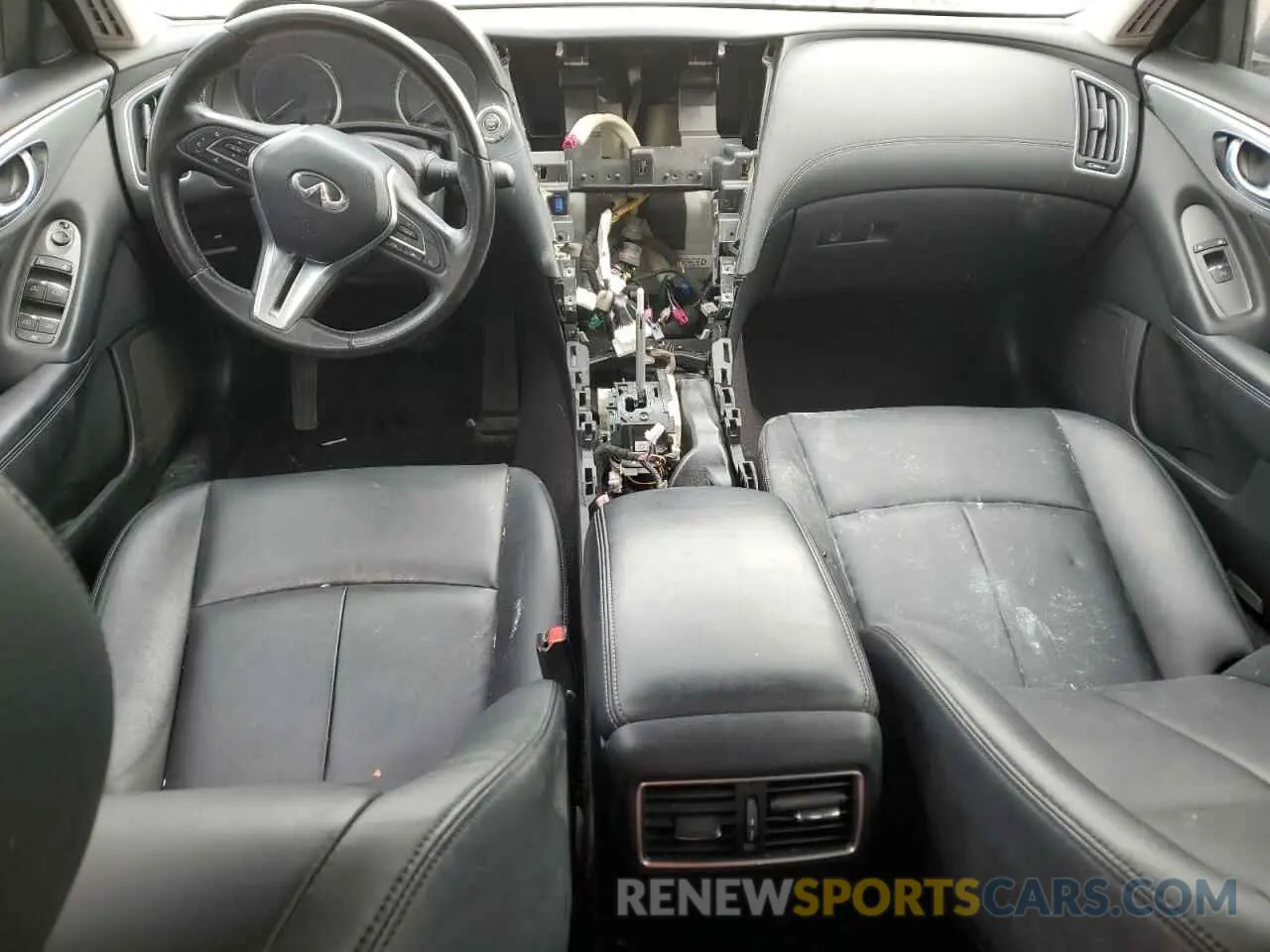 8 Photograph of a damaged car JN1EV7AR6LM256981 INFINITI Q50 2020