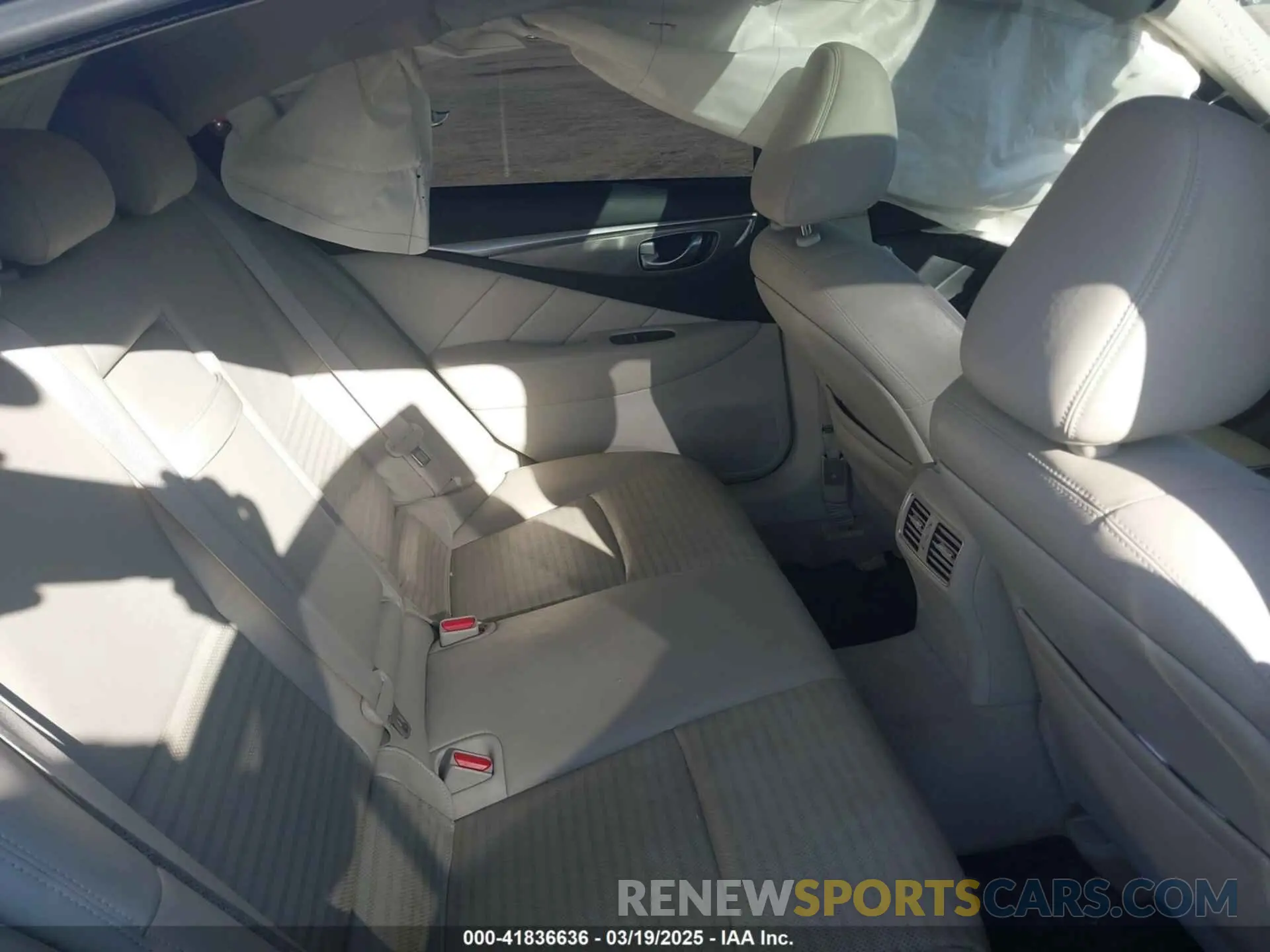 8 Фотография поврежденного автомобиля JN1EV7AR8LM250180 INFINITI Q50 2020