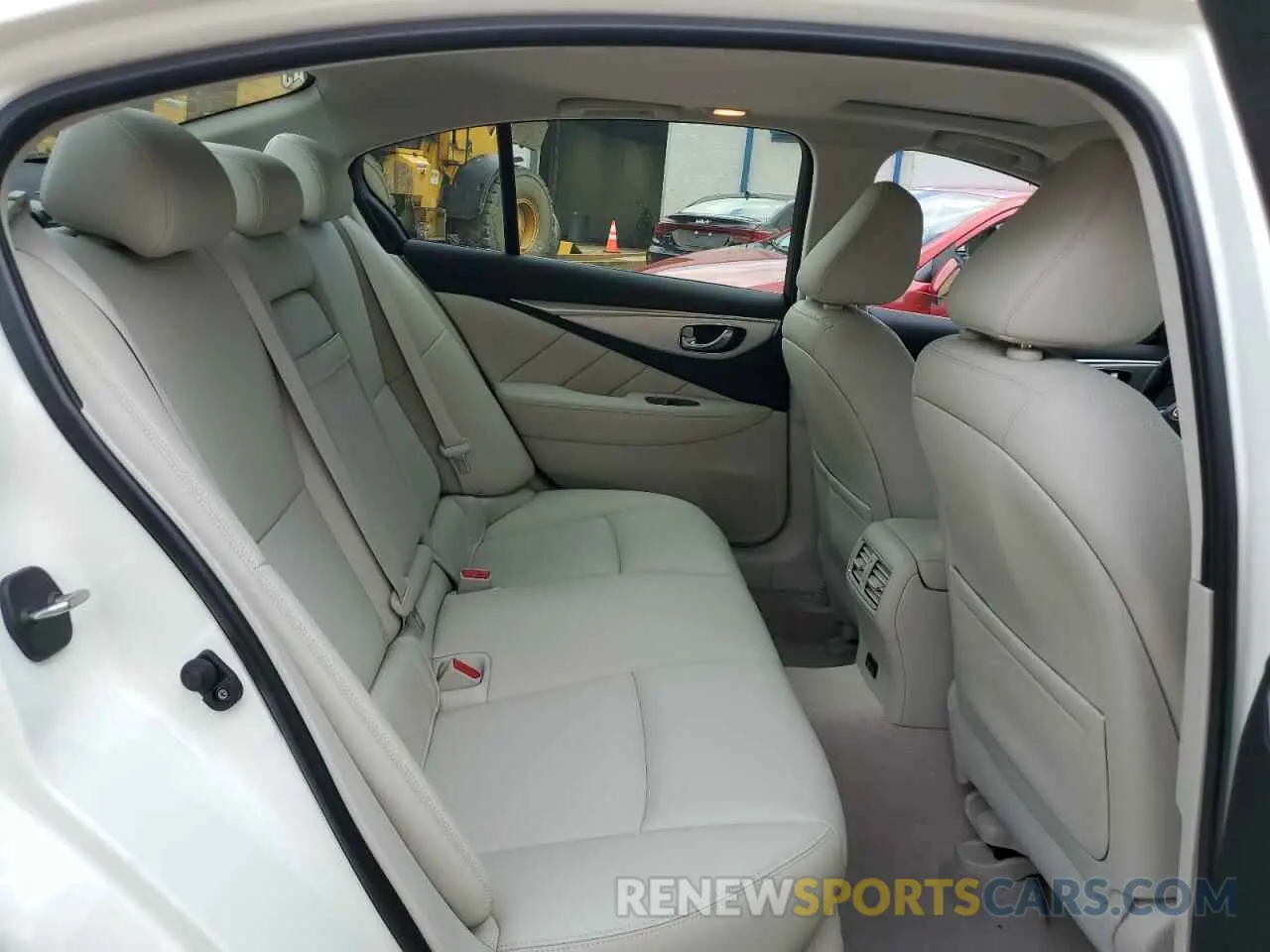 10 Photograph of a damaged car JN1EV7AR8LM252625 INFINITI Q50 2020
