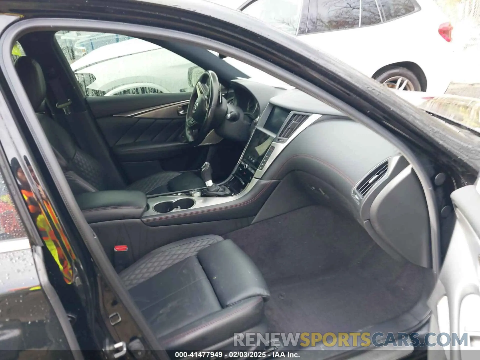 5 Photograph of a damaged car JN1FV7AR3LM660552 INFINITI Q50 2020