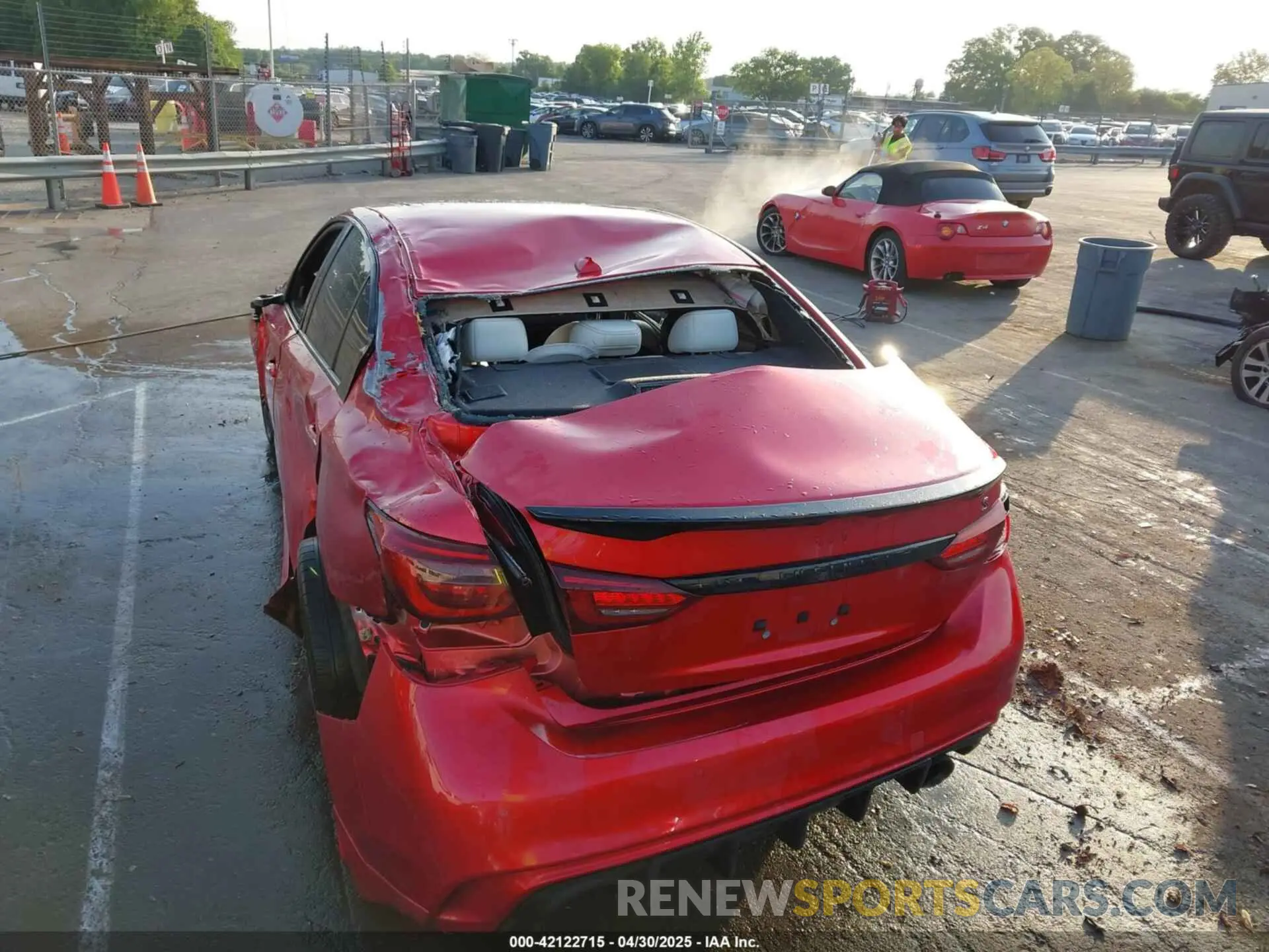17 Фотография поврежденного автомобиля JN1FV7AR9LM660698 INFINITI Q50 2020