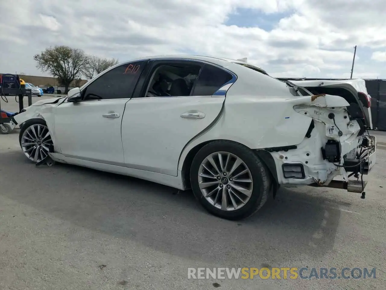 2 Фотография поврежденного автомобиля JN1EV7BP3MM704754 INFINITI Q50 2021