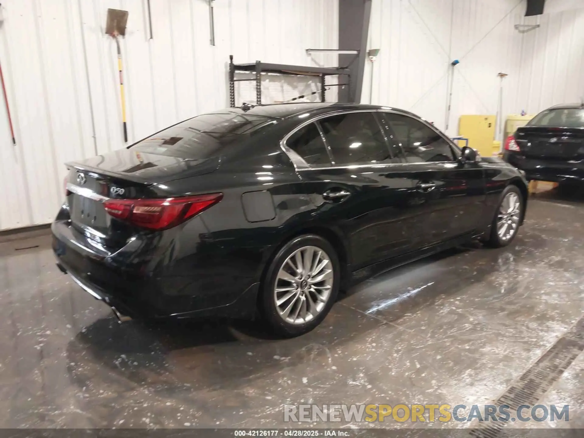 4 Фотография поврежденного автомобиля JN1EV7BR0MM755324 INFINITI Q50 2021