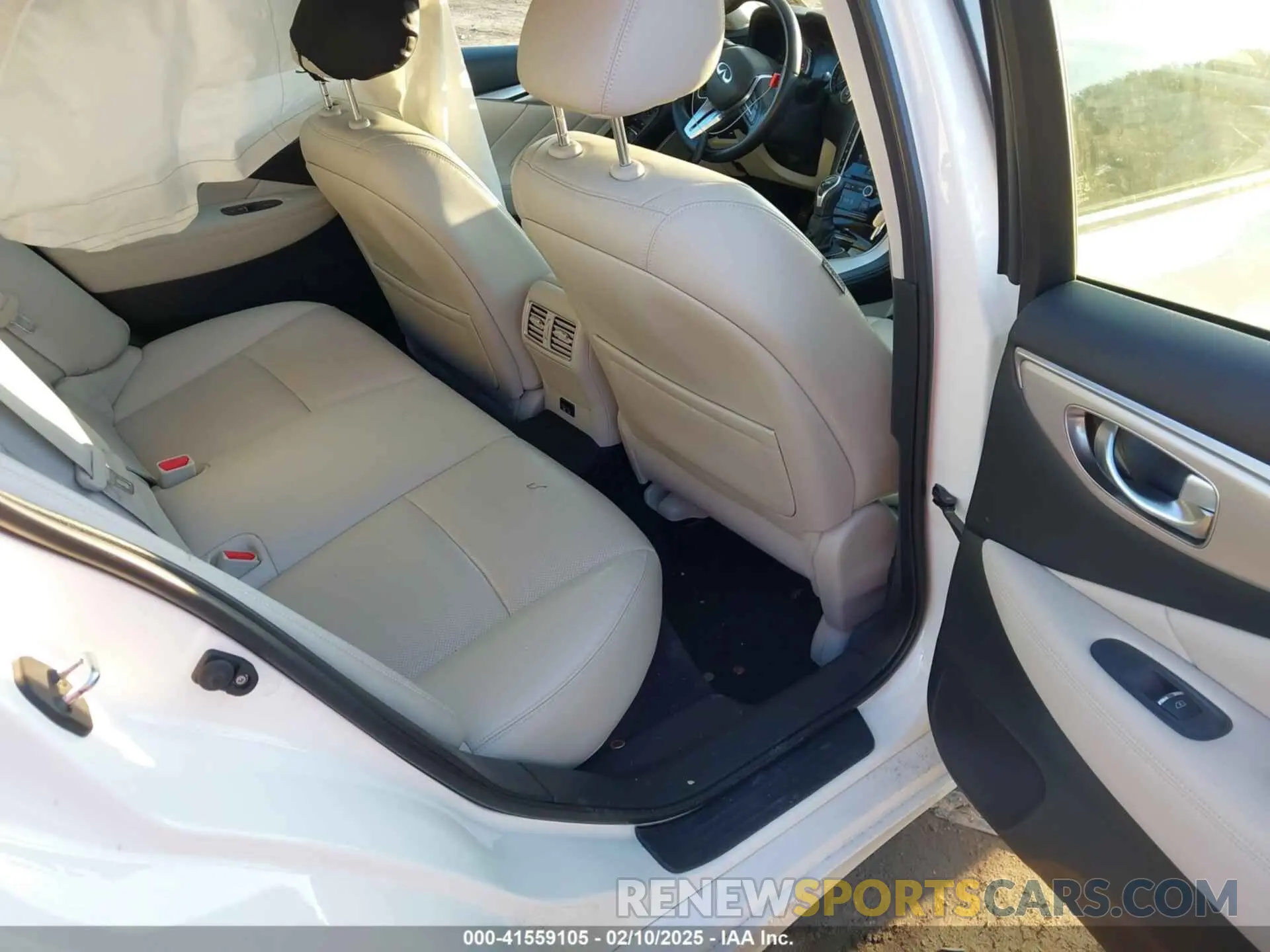 8 Photograph of a damaged car JN1EV7BR1MM755462 INFINITI Q50 2021