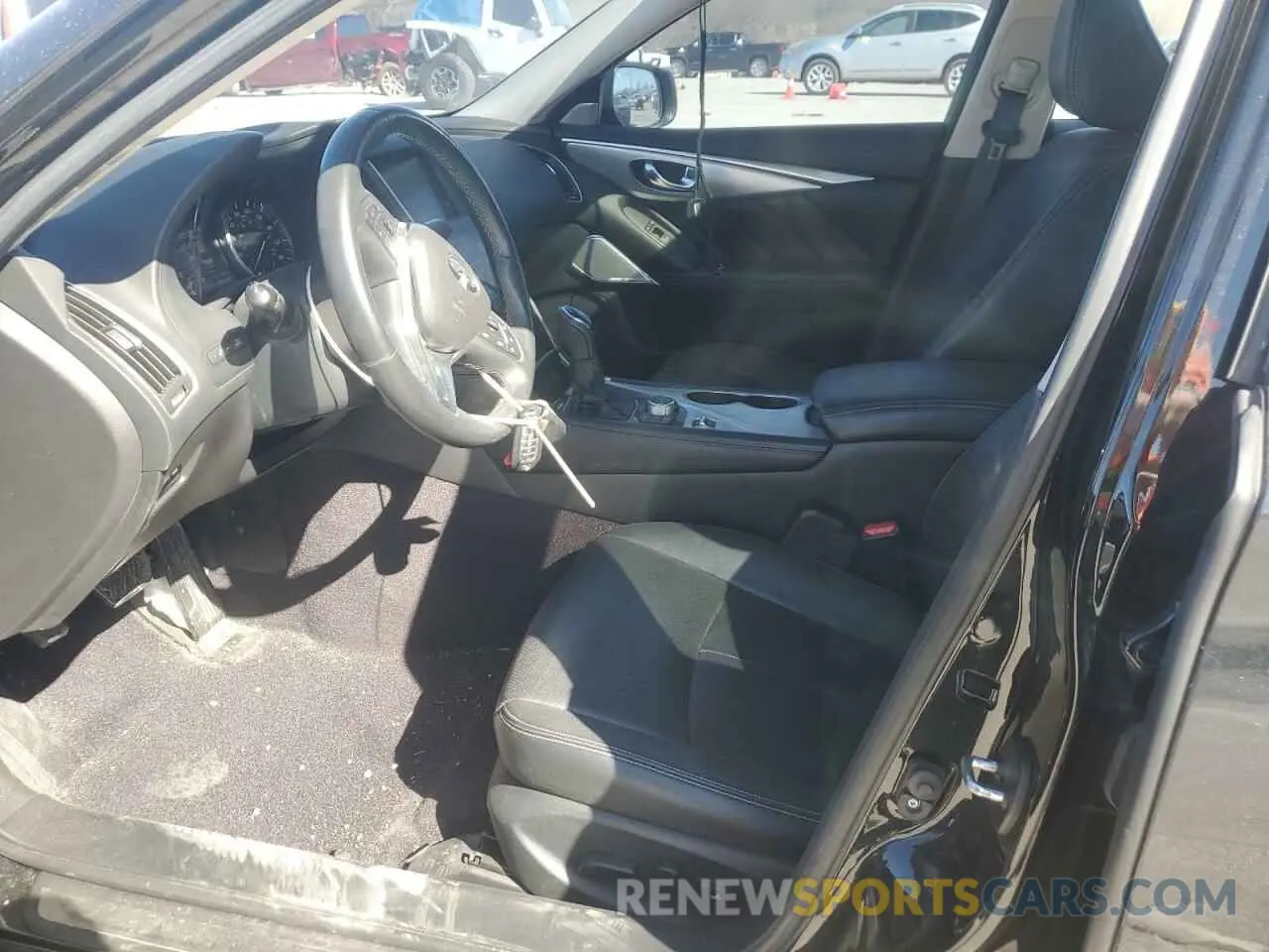 7 Photograph of a damaged car JN1EV7BR4MM752541 INFINITI Q50 2021