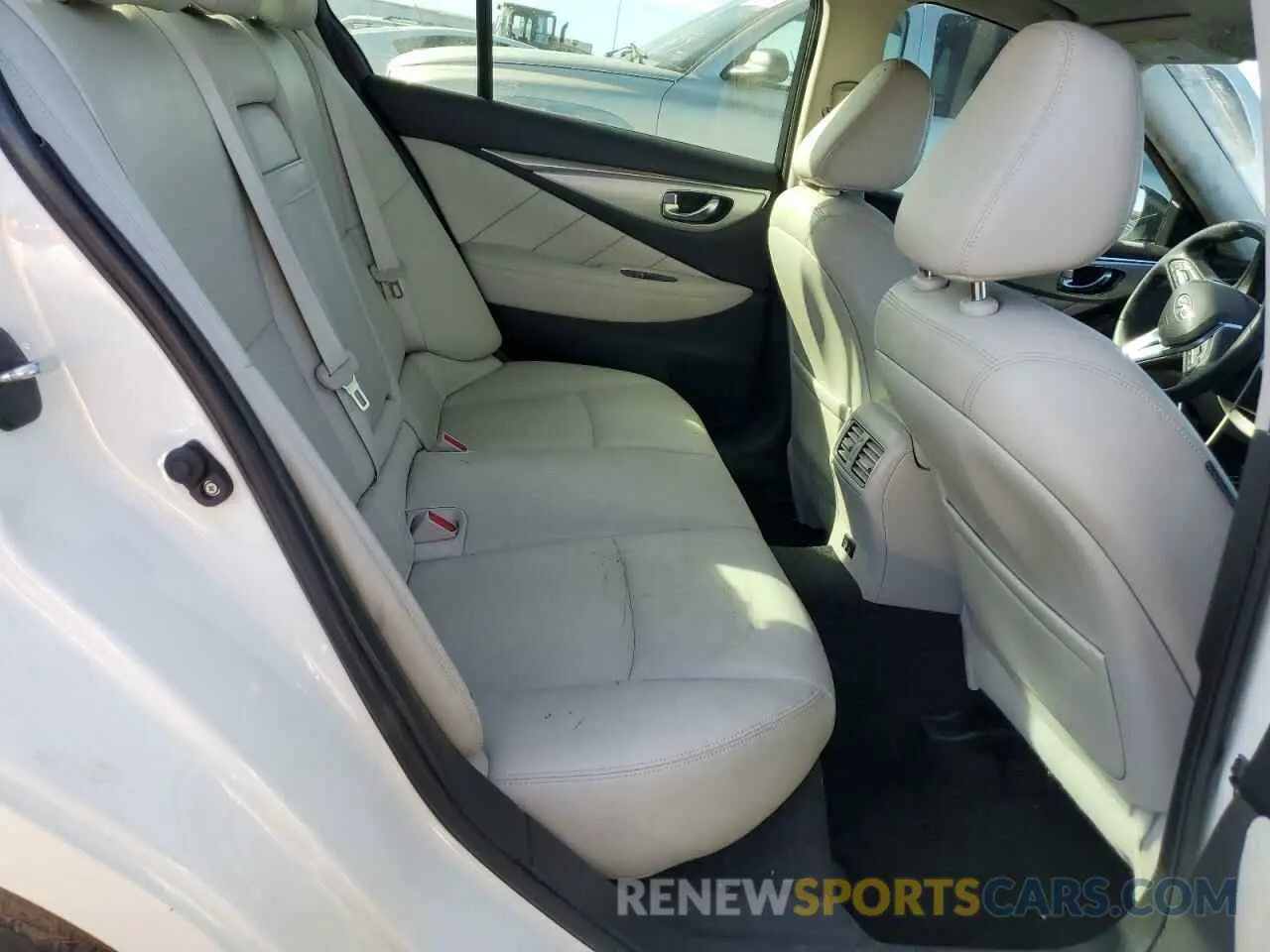 10 Photograph of a damaged car JN1EV7BR7MM754686 INFINITI Q50 2021