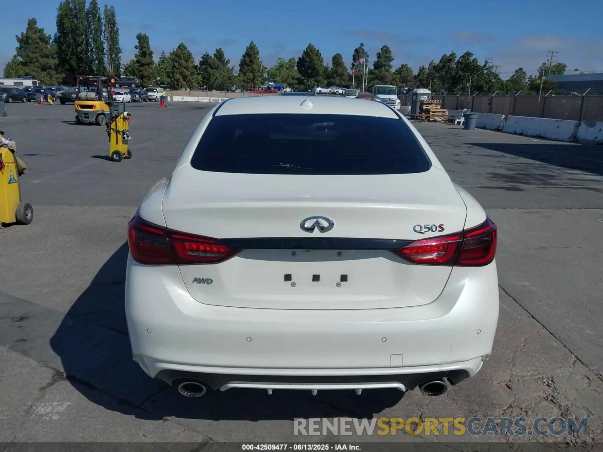 17 Photograph of a damaged car JN1FV7DR9MM880601 INFINITI Q50 2021