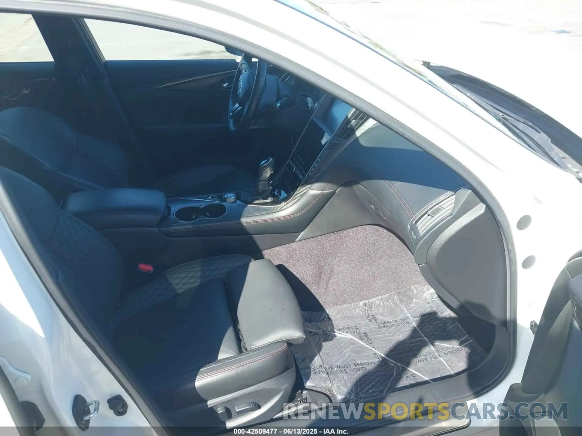 5 Photograph of a damaged car JN1FV7DR9MM880601 INFINITI Q50 2021