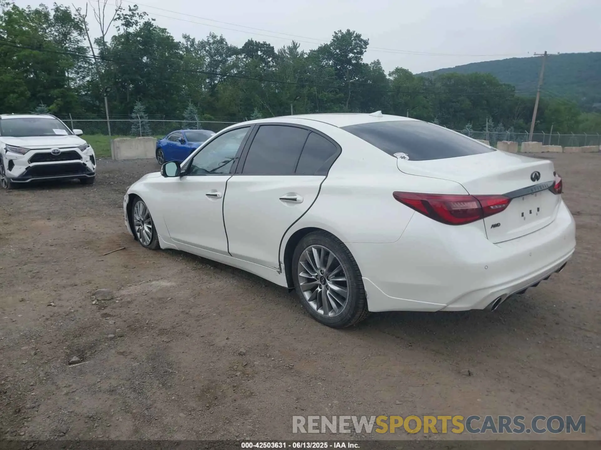 3 Photograph of a damaged car JN1EV7BR4NM342579 INFINITI Q50 2022