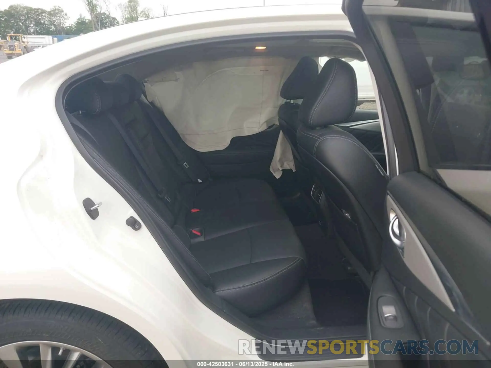 8 Photograph of a damaged car JN1EV7BR4NM342579 INFINITI Q50 2022
