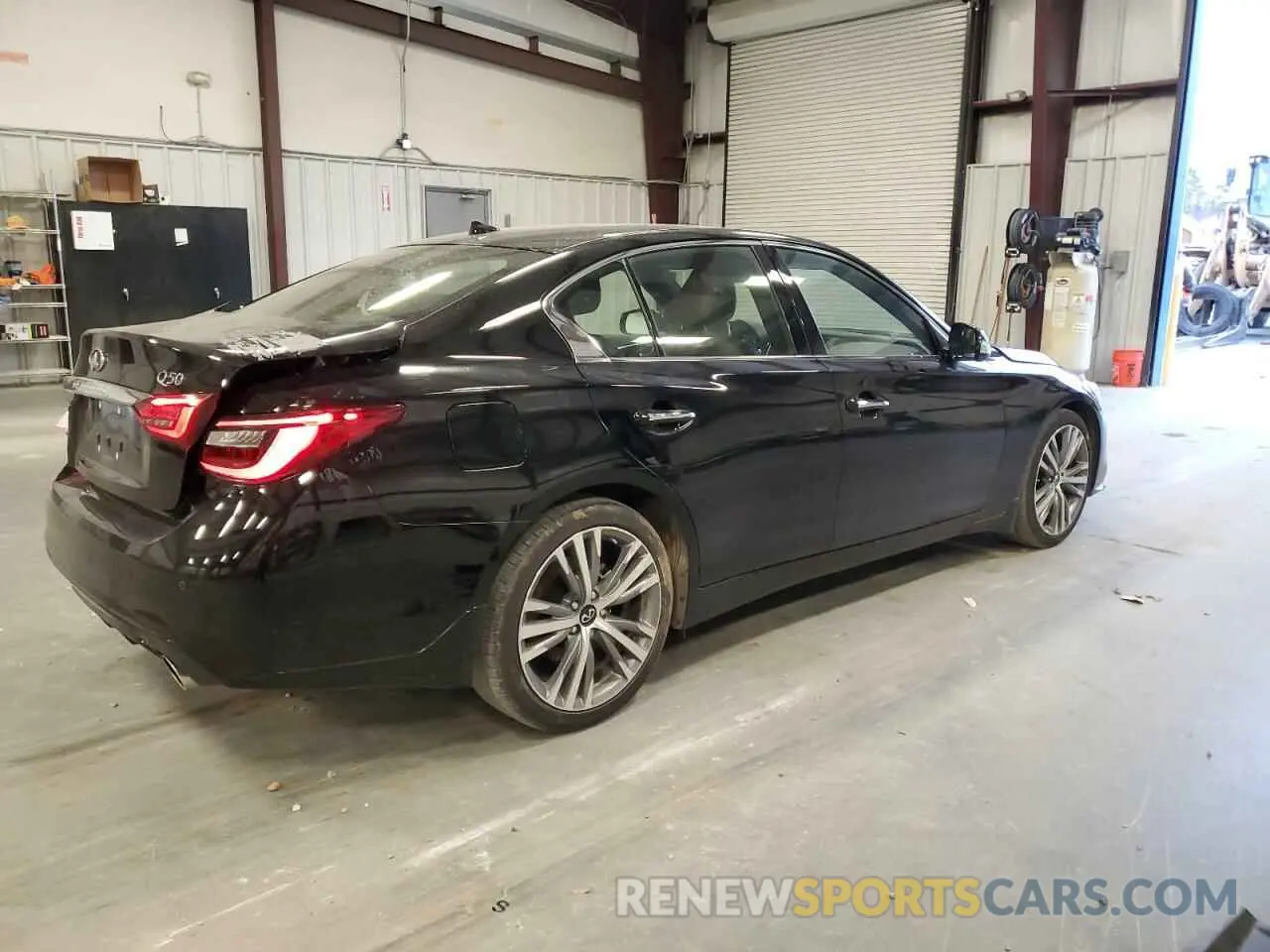 3 Photograph of a damaged car JN1EV7CR9NM342091 INFINITI Q50 2022