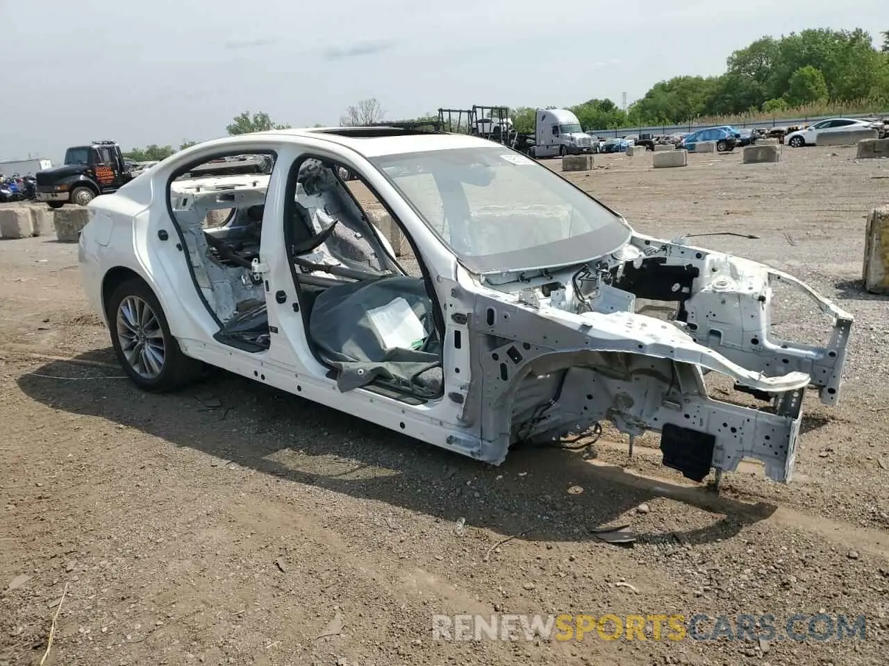 4 Photograph of a damaged car JN1FV7DR8NM390457 INFINITI Q50 2022