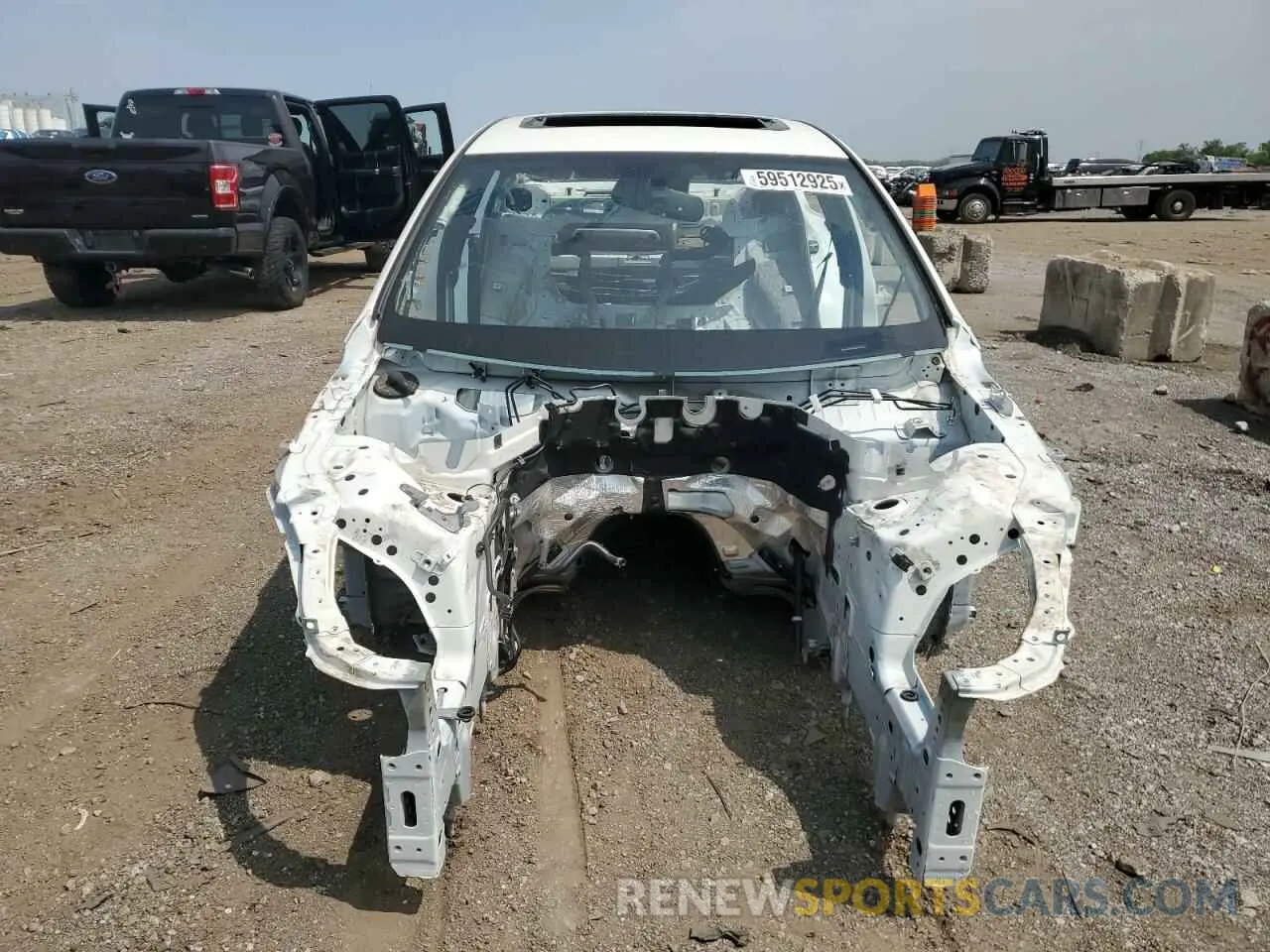 5 Photograph of a damaged car JN1FV7DR8NM390457 INFINITI Q50 2022