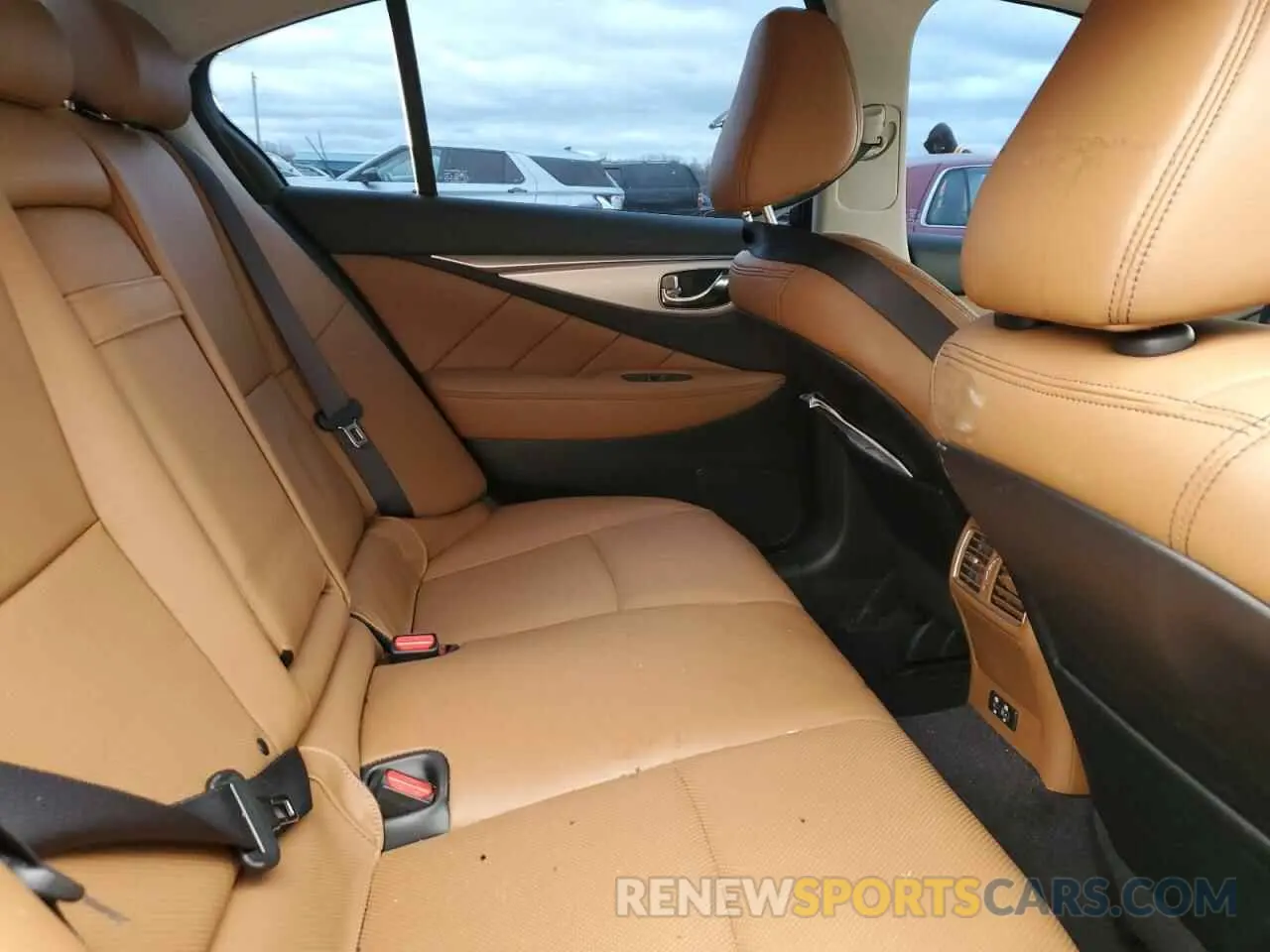 10 Photograph of a damaged car JN1EV7BP5RM601570 INFINITI Q50 2024