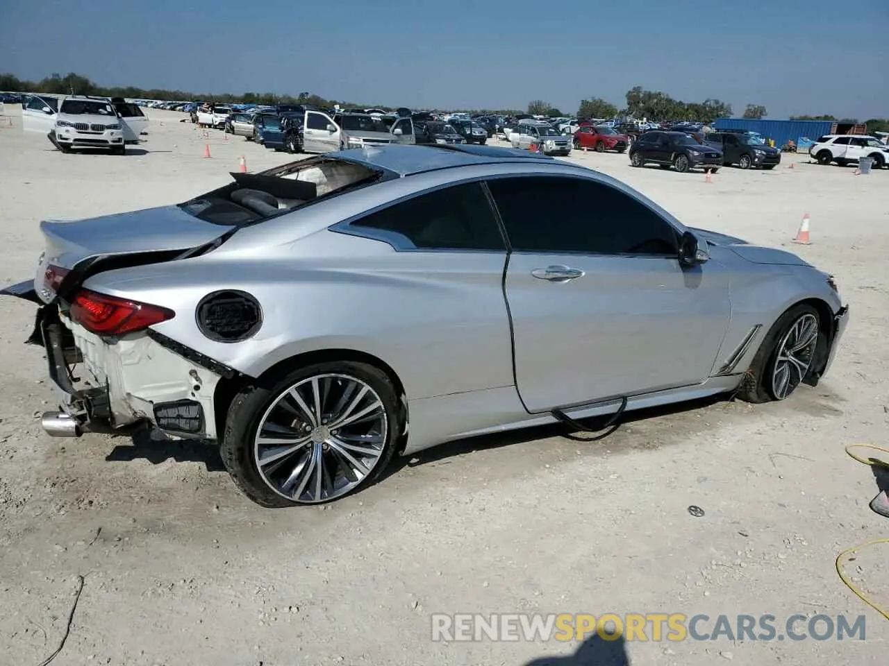 3 Photograph of a damaged car JN1EV7EK6KM230909 INFINITI Q60 2019