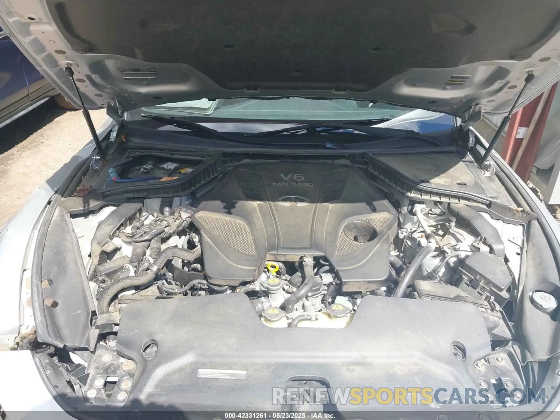 10 Photograph of a damaged car JN1EV7EL7KM290268 INFINITI Q60 2019