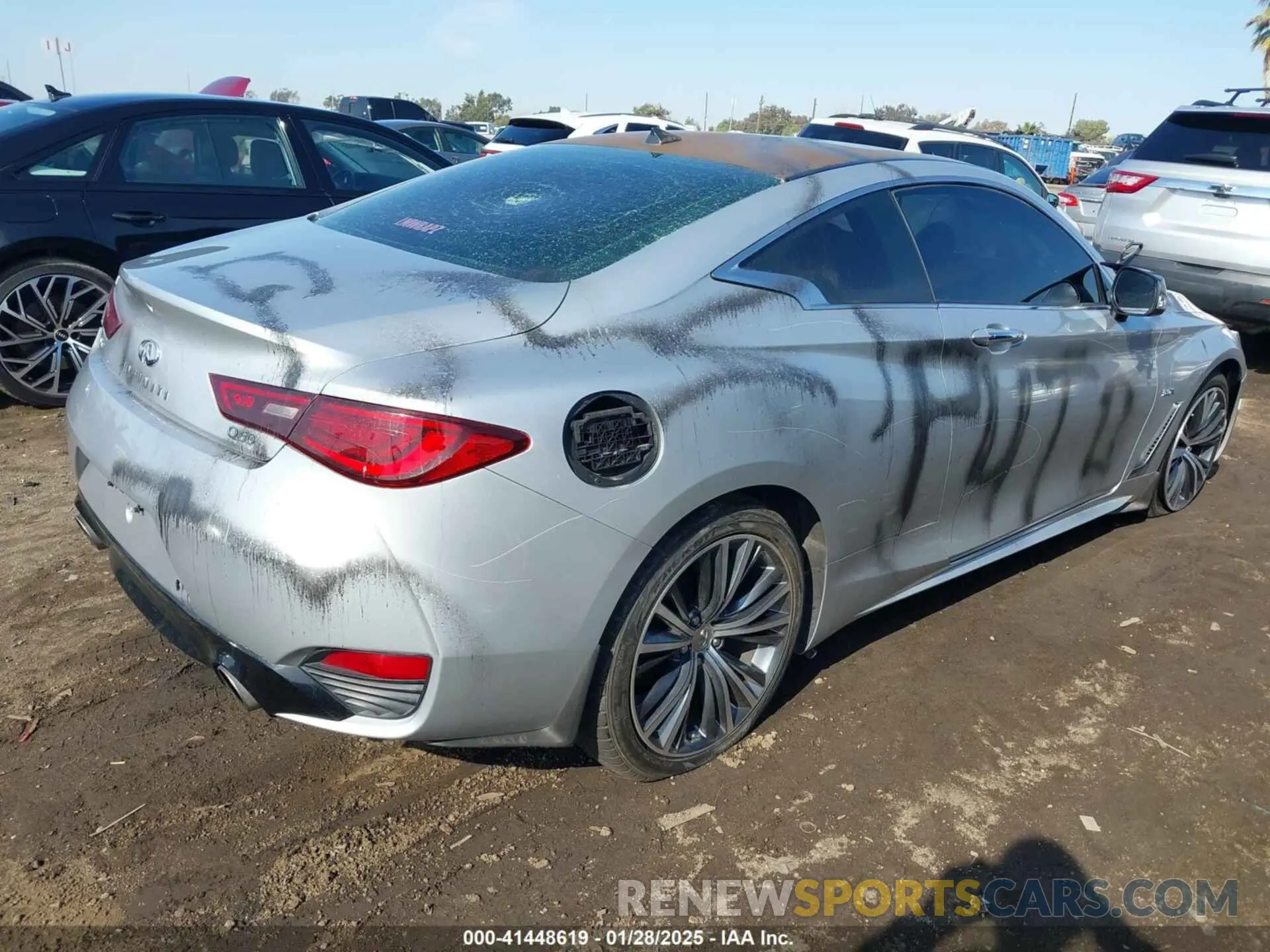 4 Фотография поврежденного автомобиля JN1EV7EL8KM290604 INFINITI Q60 2019