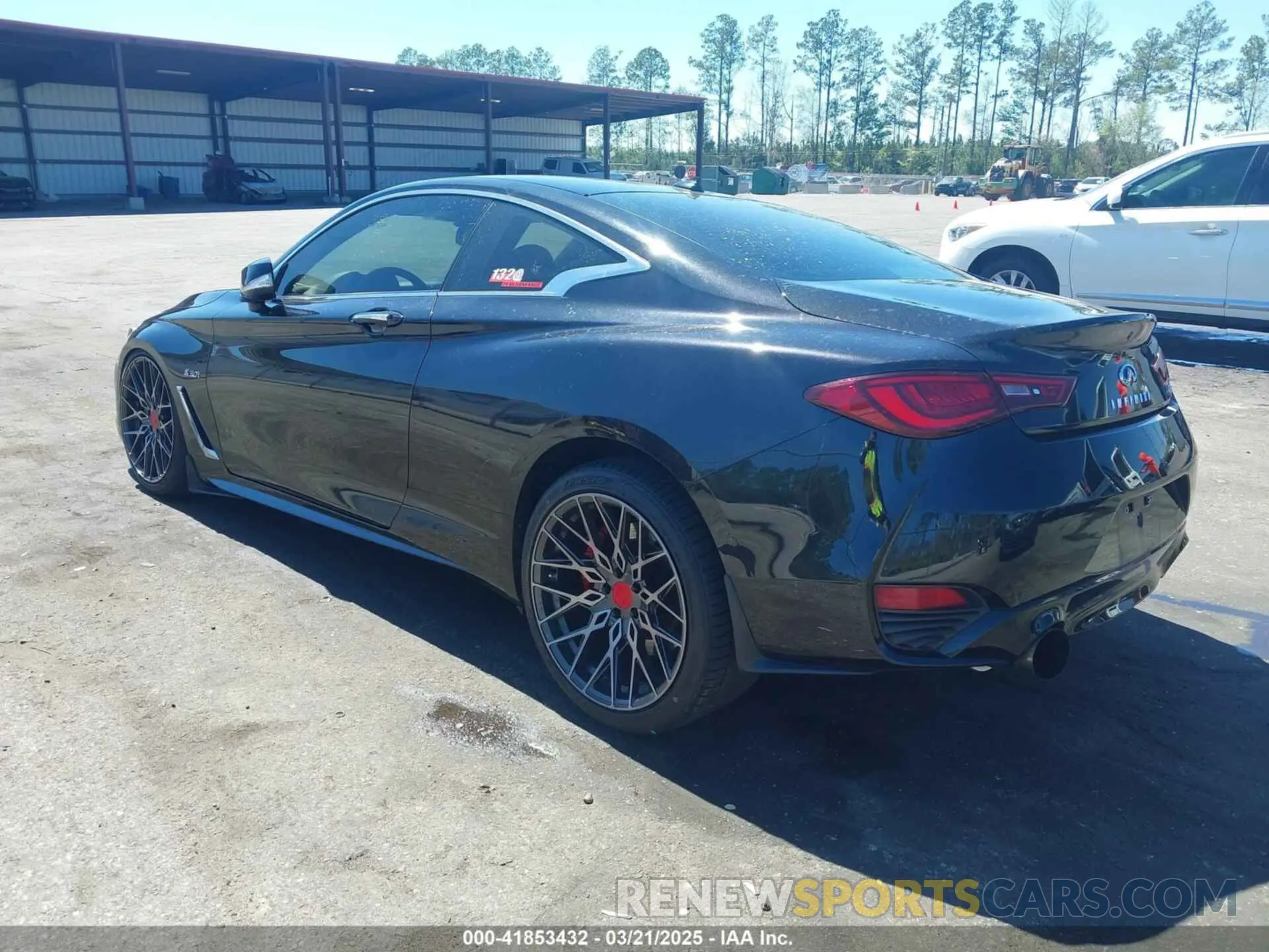 3 Photograph of a damaged car JN1FV7EK8KM360436 INFINITI Q60 2019