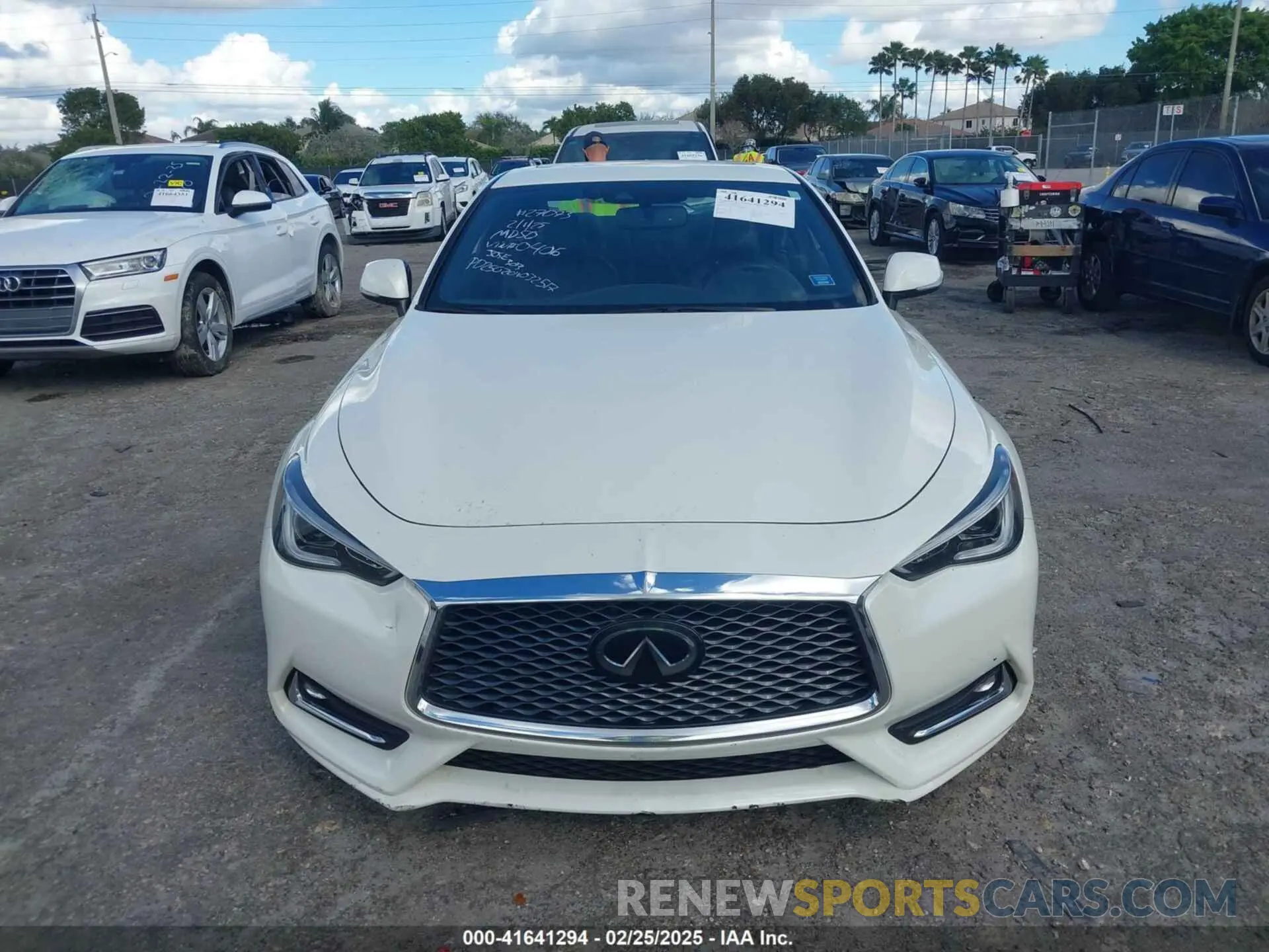 12 Фотография поврежденного автомобиля JN1EV7EK2LM340406 INFINITI Q60 2020