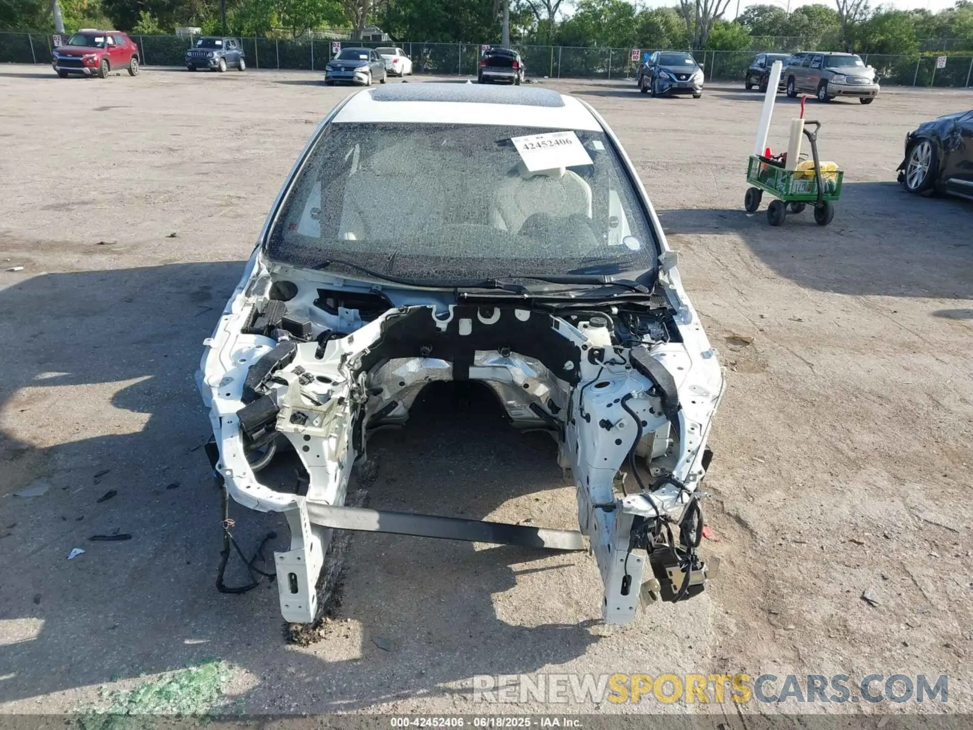 12 Photograph of a damaged car JN1EV7EK2LM340471 INFINITI Q60 2020
