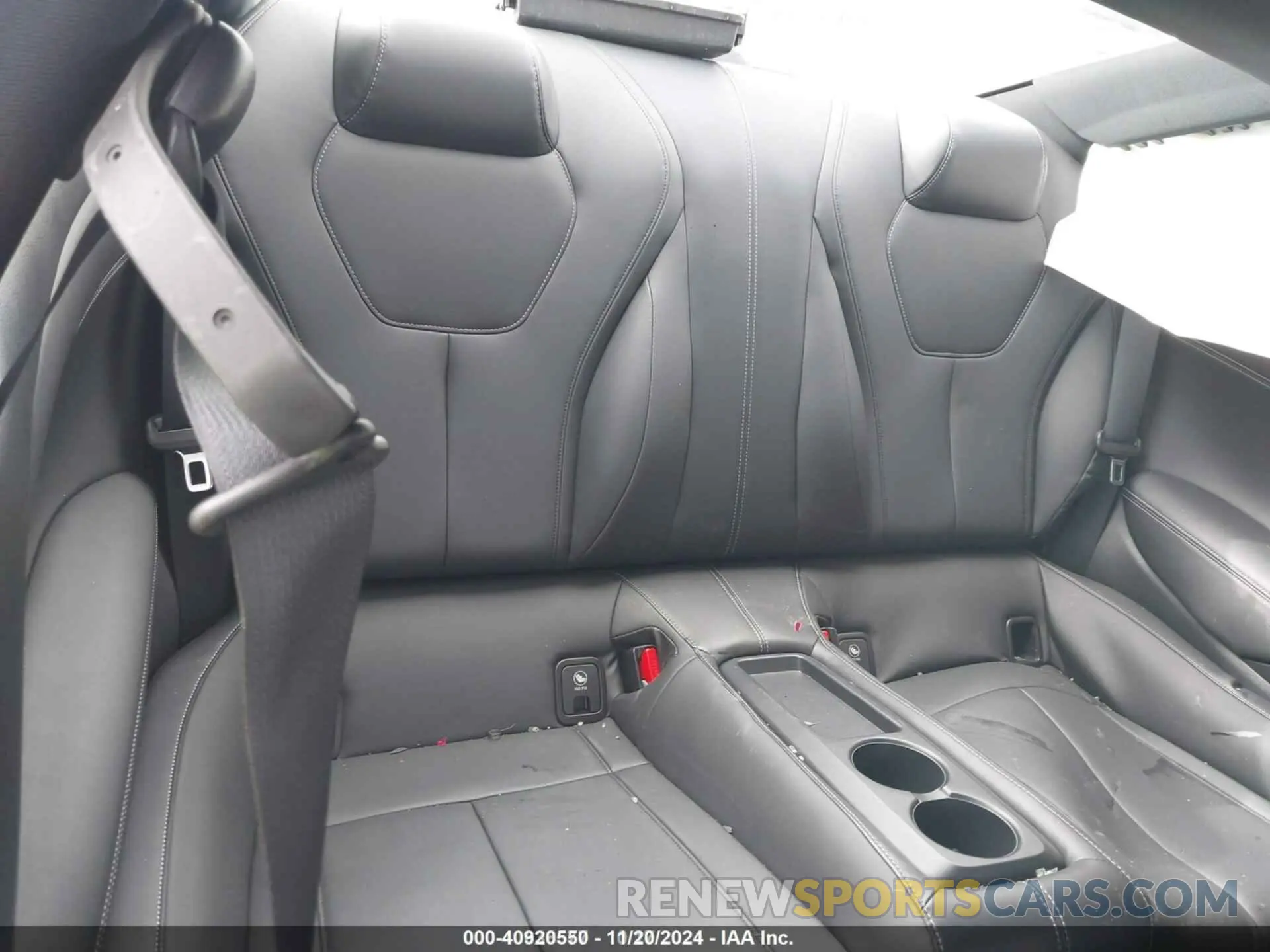 8 Photograph of a damaged car JN1EV7EK5LM340383 INFINITI Q60 2020