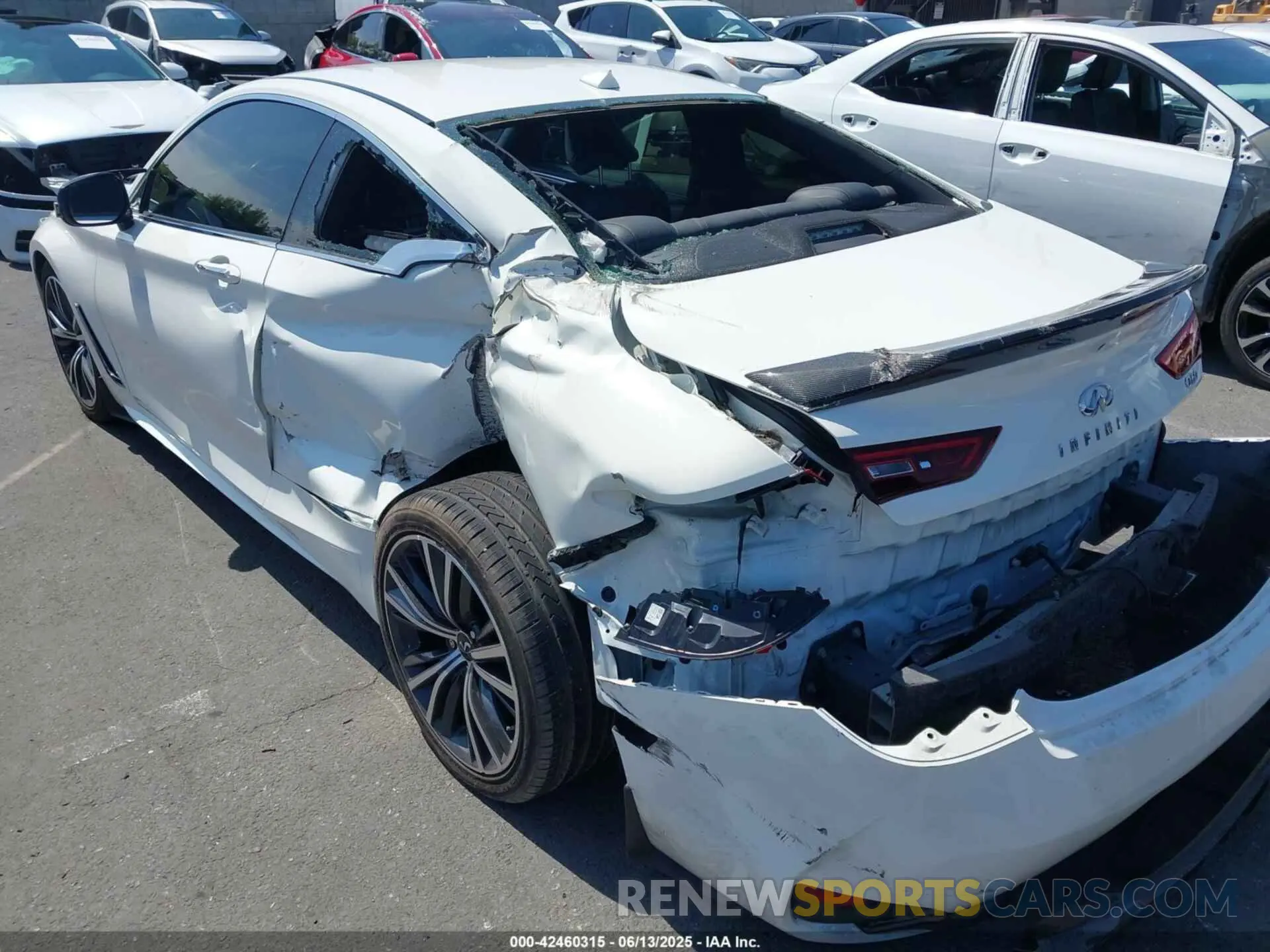 6 Photograph of a damaged car JN1EV7JK9MM410104 INFINITI Q60 2021