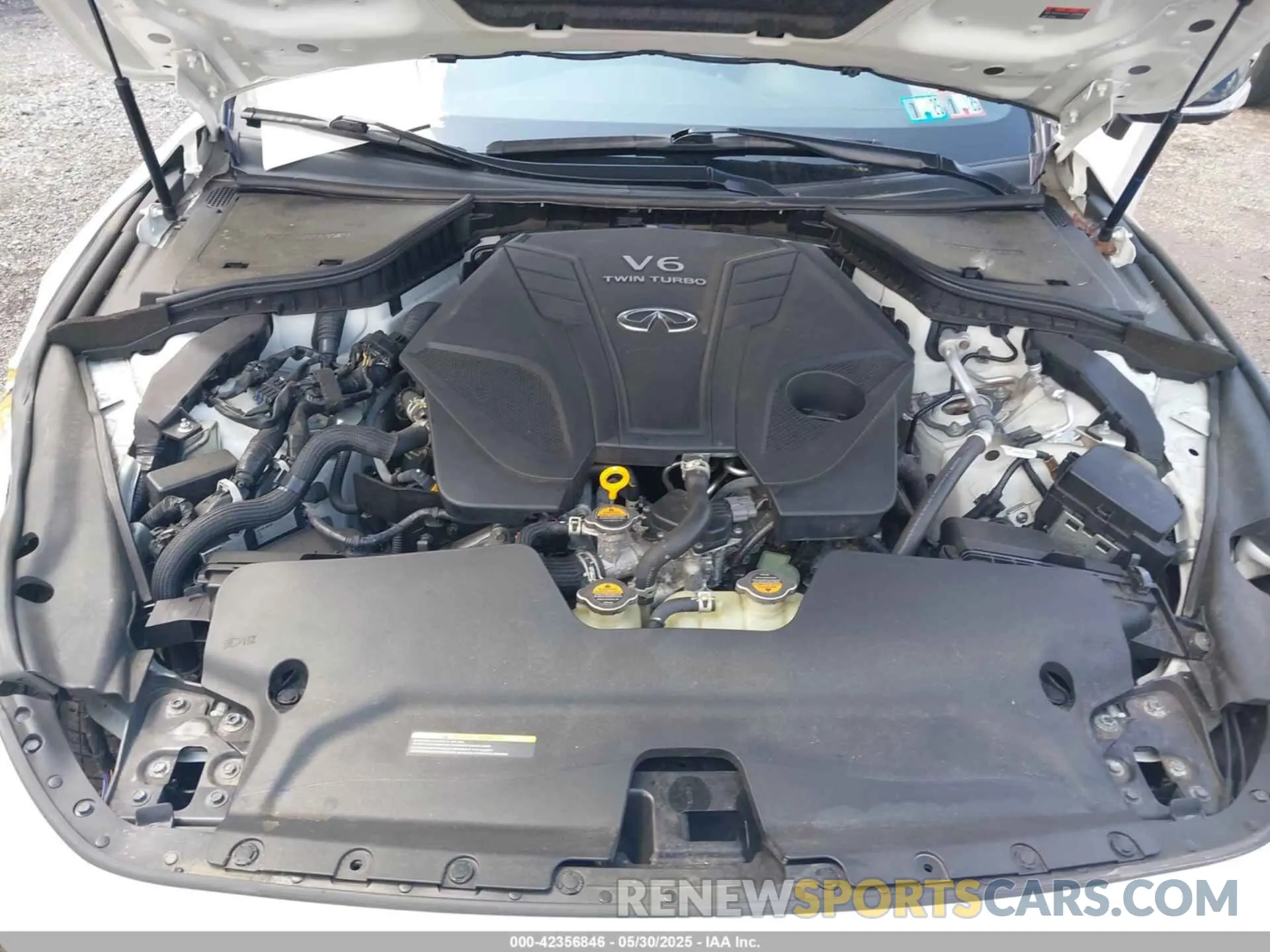 10 Photograph of a damaged car JN1FV7LL9NM680171 INFINITI Q60 2022