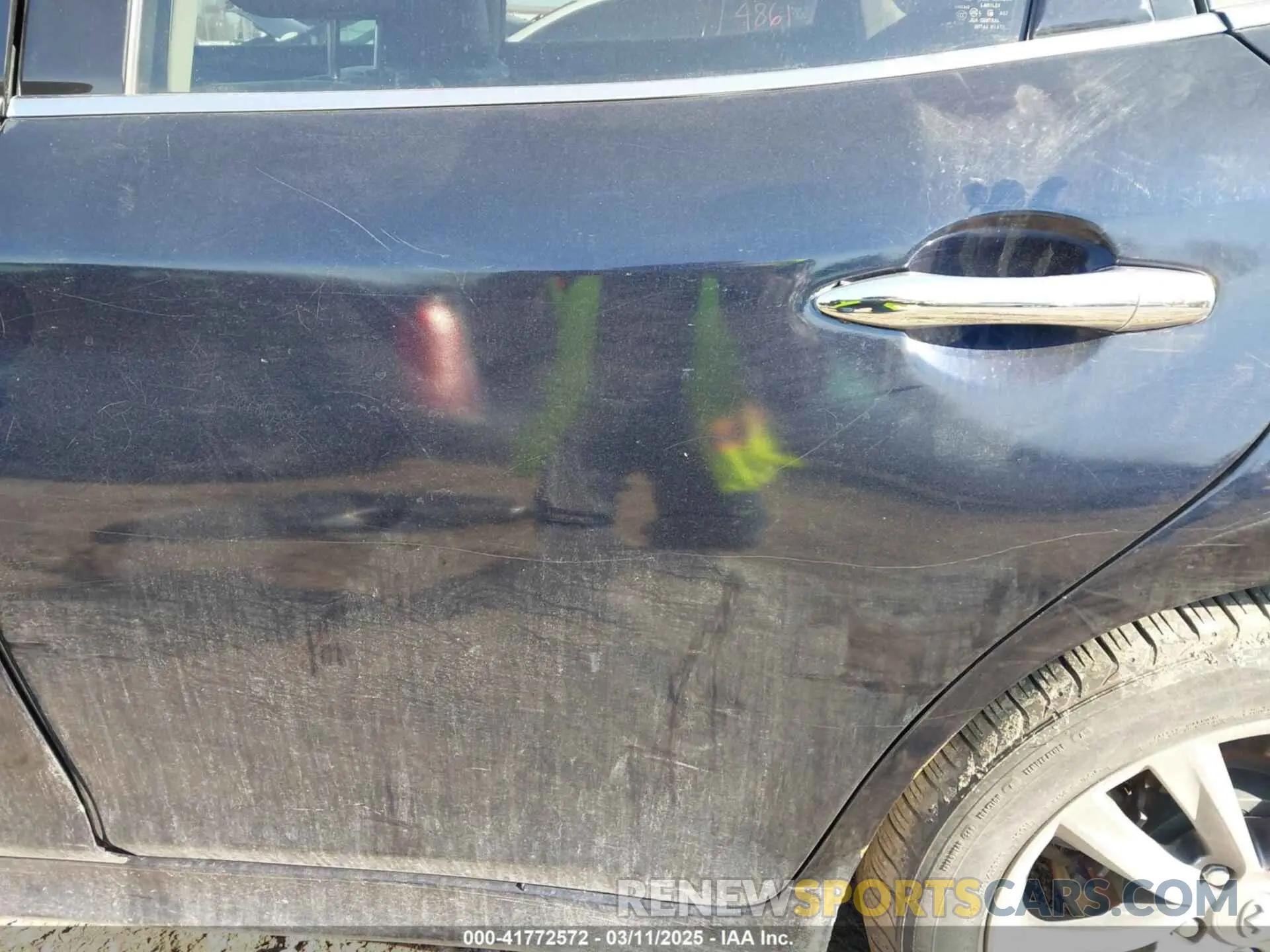 22 Photograph of a damaged car JN1BY1AR3KM585157 INFINITI Q70 2019