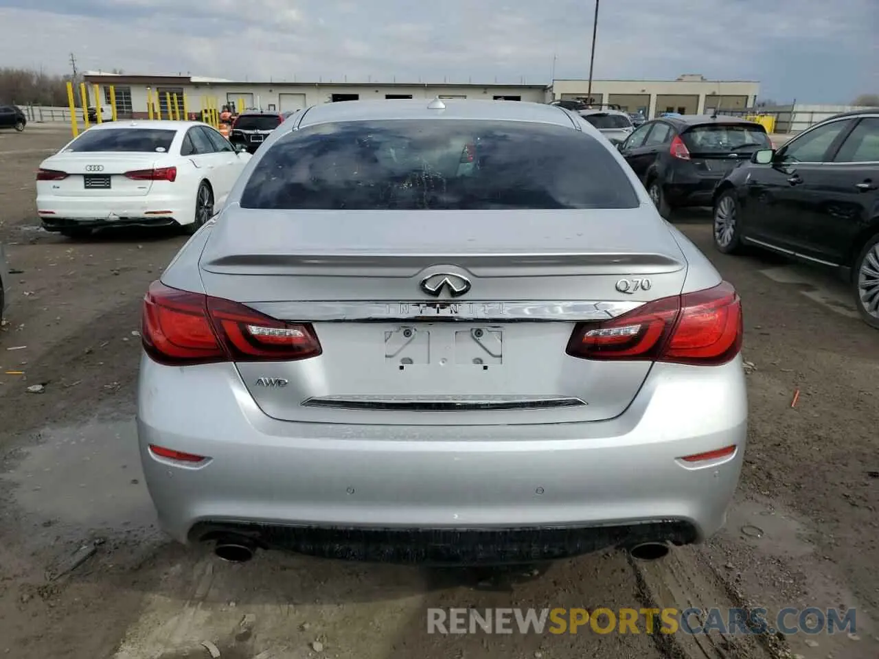6 Photograph of a damaged car JN1BY1AR9KM585020 INFINITI Q70 2019