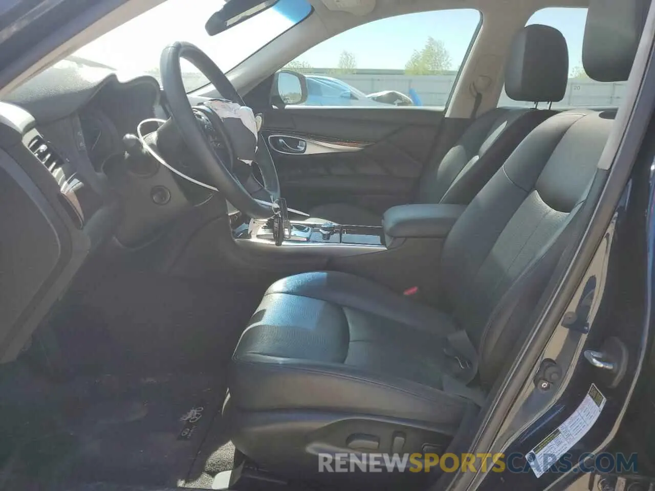 7 Photograph of a damaged car JN1BY1PP6KM685100 INFINITI Q70 2019