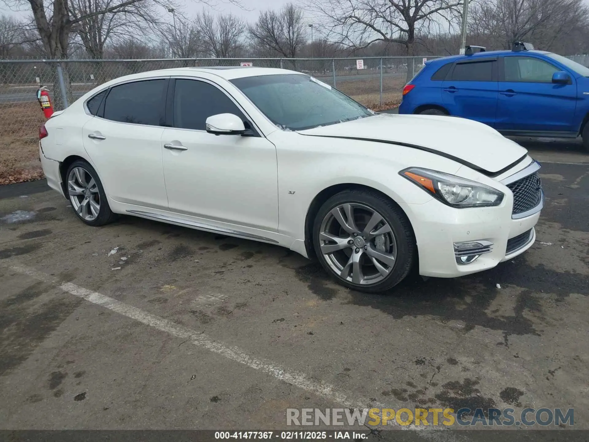 1 Фотография поврежденного автомобиля JN1BY1PP2KM685045 INFINITI Q70L 2019