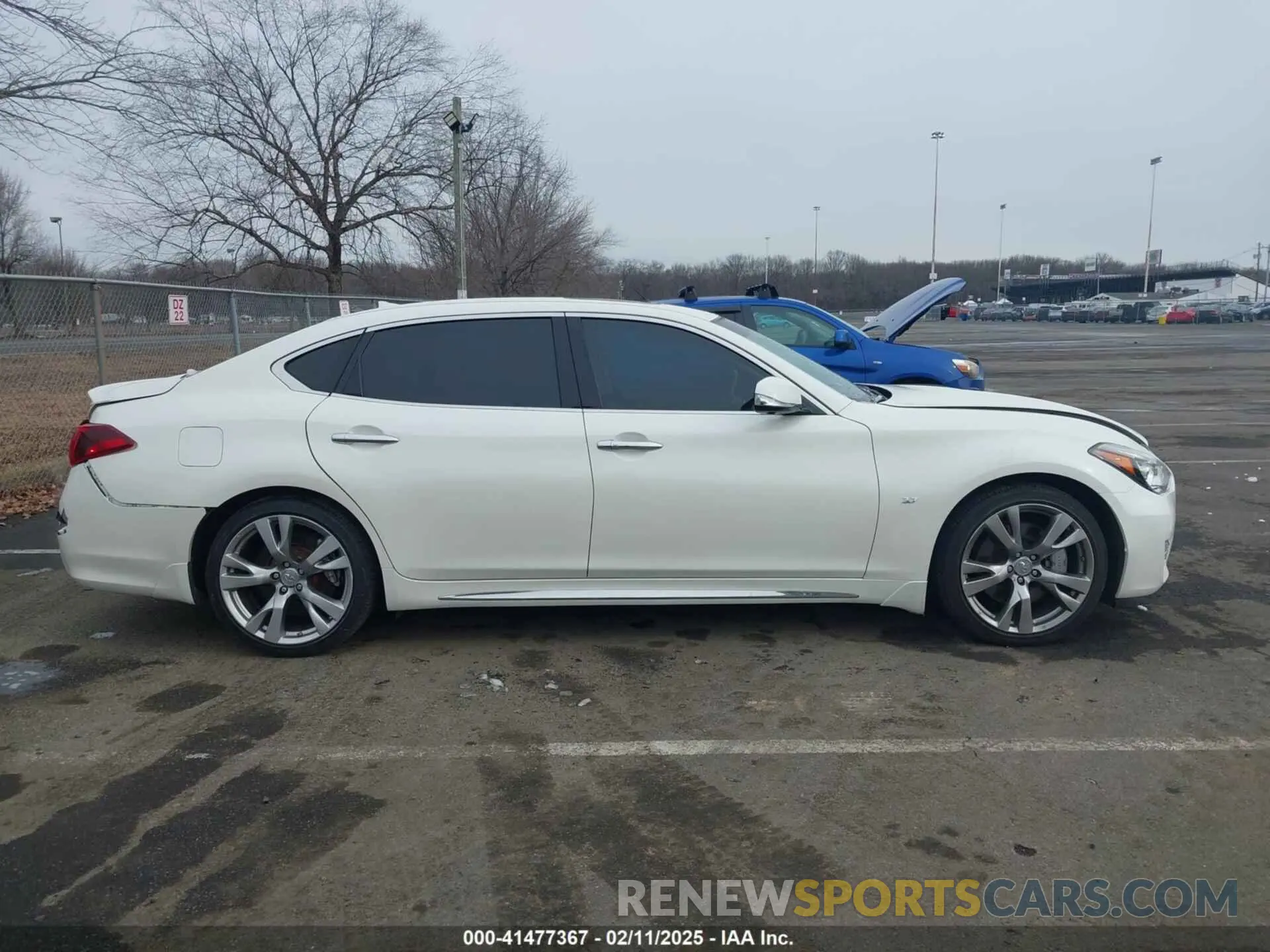 13 Фотография поврежденного автомобиля JN1BY1PP2KM685045 INFINITI Q70L 2019
