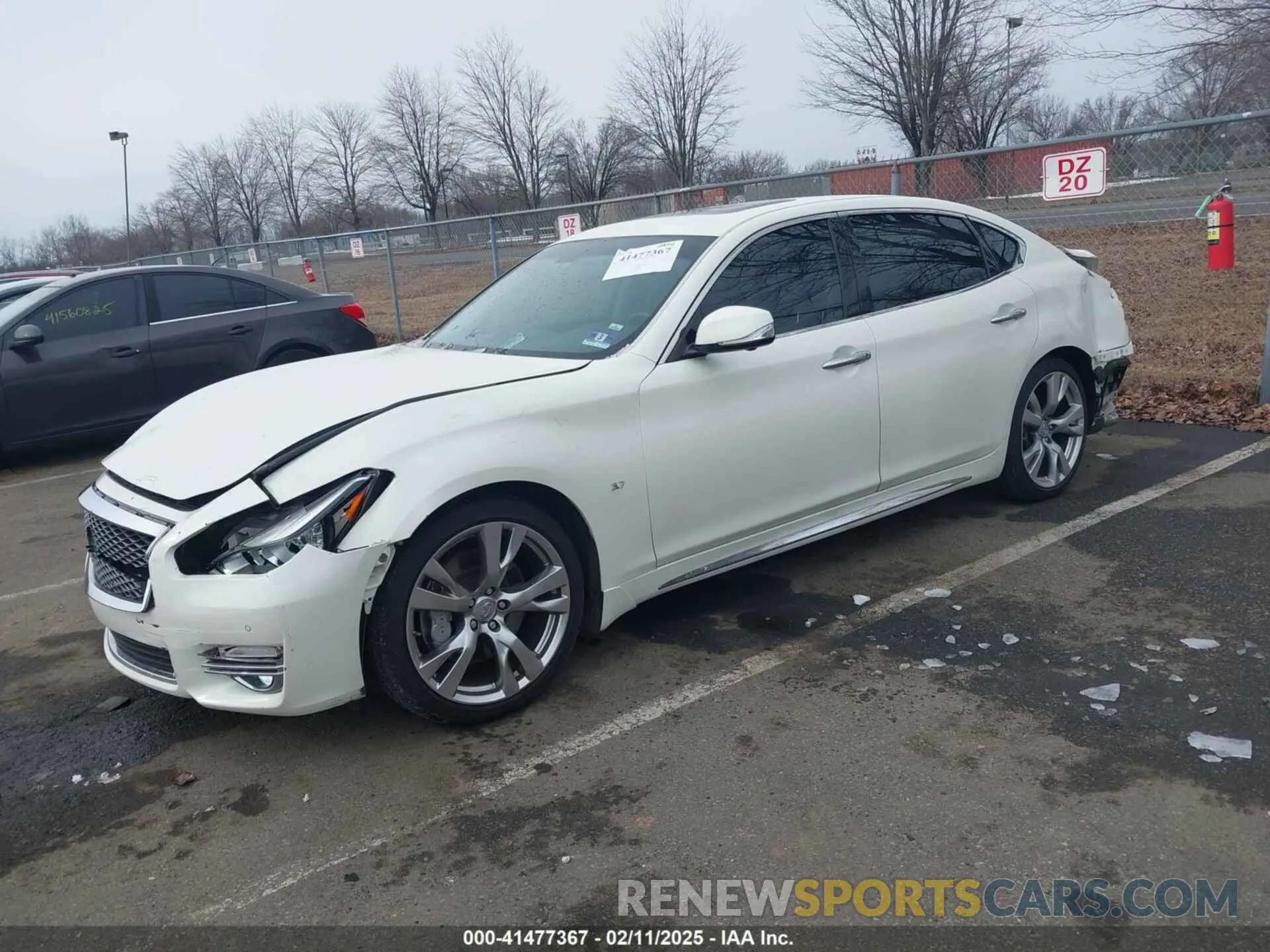 2 Фотография поврежденного автомобиля JN1BY1PP2KM685045 INFINITI Q70L 2019