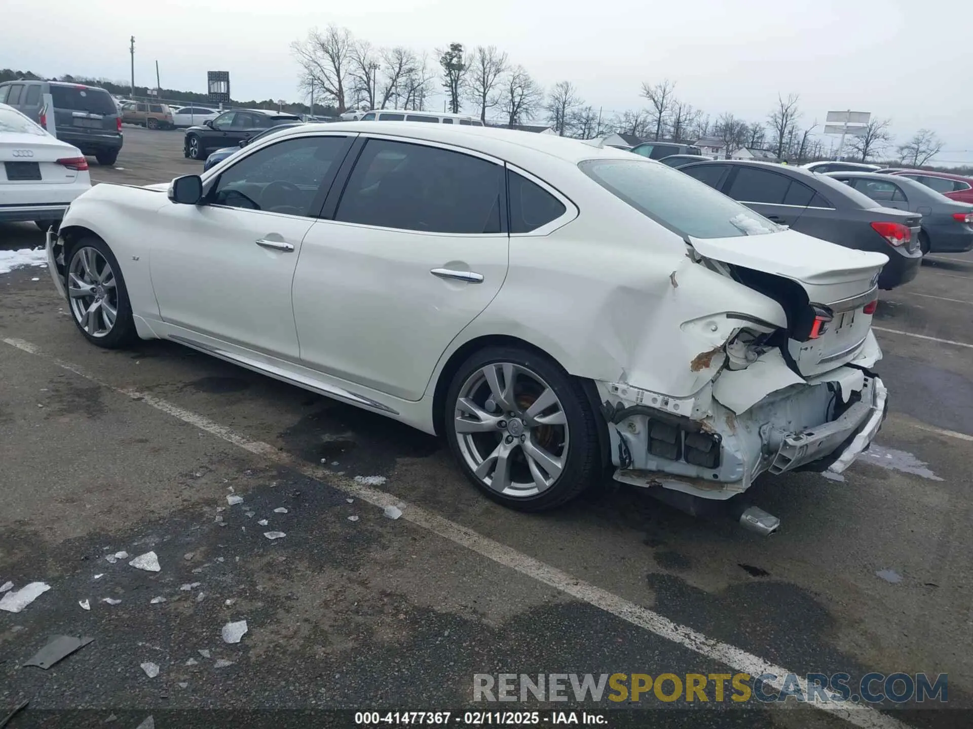 3 Фотография поврежденного автомобиля JN1BY1PP2KM685045 INFINITI Q70L 2019