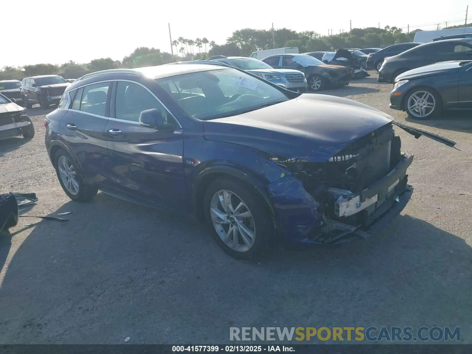 1 Photograph of a damaged car SJKCH5CP1KA008789 INFINITI QX30 2019