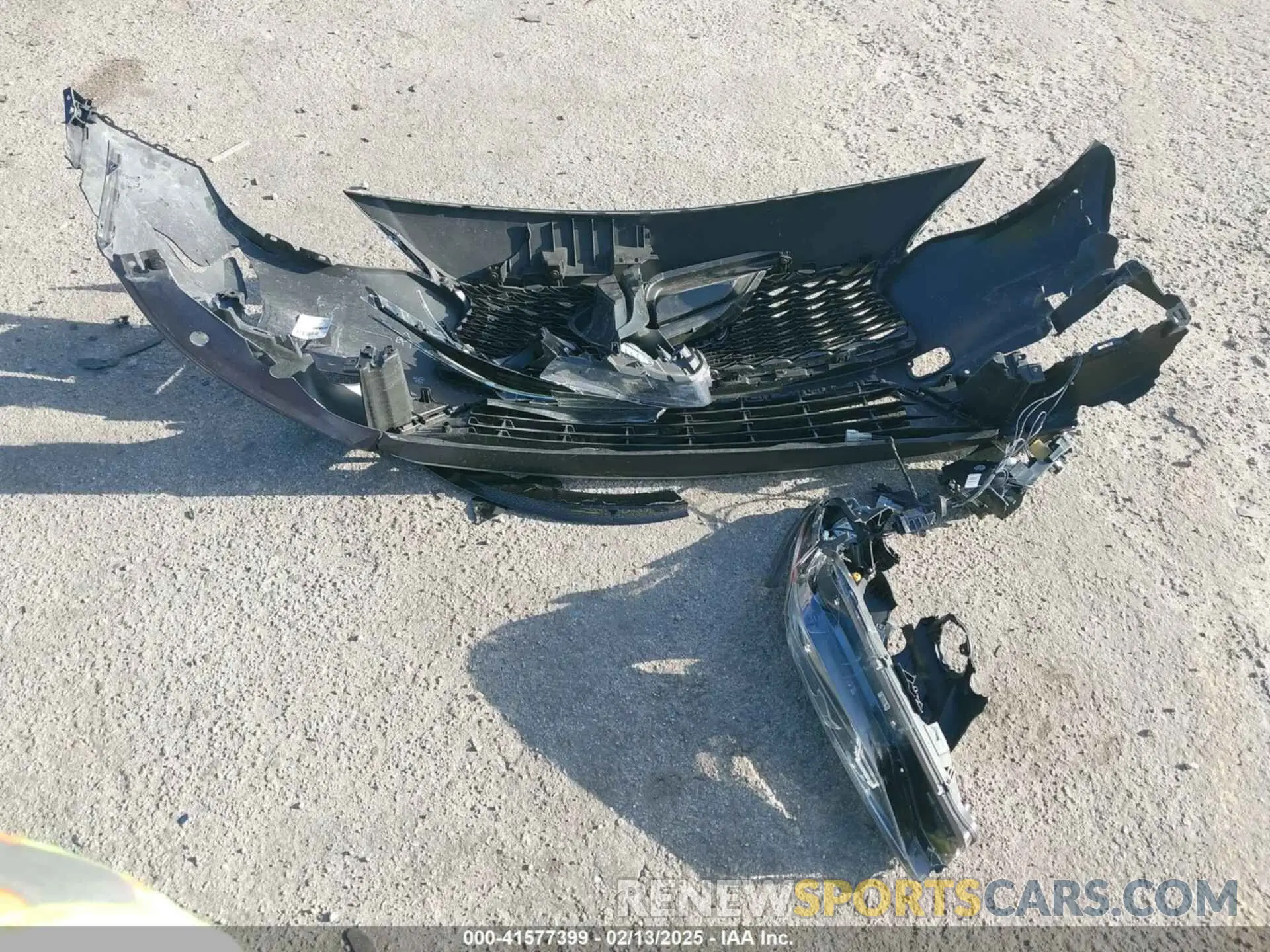12 Photograph of a damaged car SJKCH5CP1KA008789 INFINITI QX30 2019