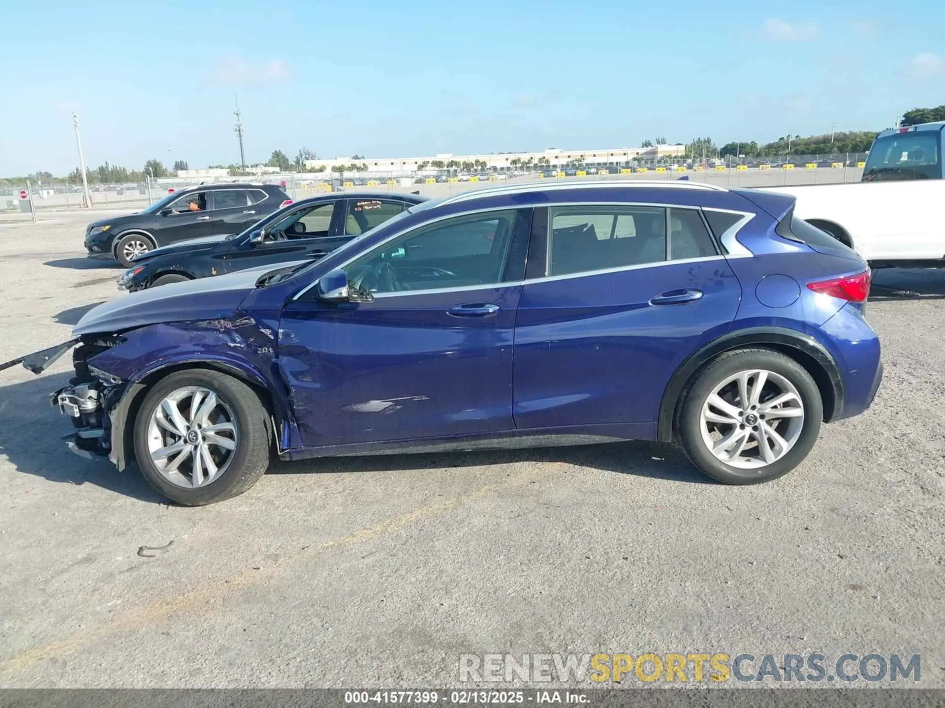 15 Photograph of a damaged car SJKCH5CP1KA008789 INFINITI QX30 2019