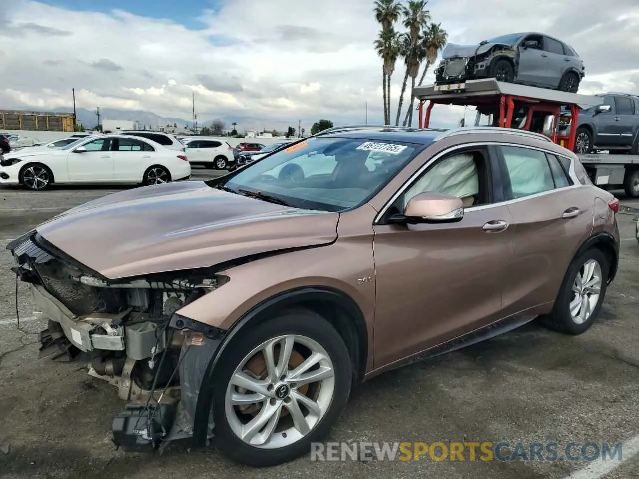 1 Photograph of a damaged car SJKCH5CP2KA009224 INFINITI QX30 2019
