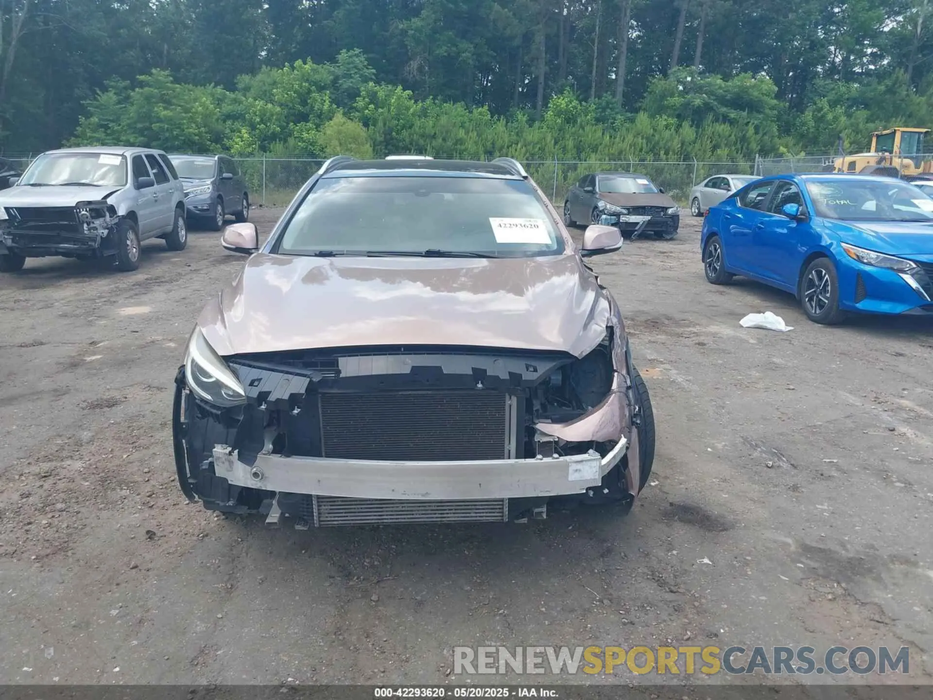 13 Фотография поврежденного автомобиля SJKCH5CP4KA008012 INFINITI QX30 2019
