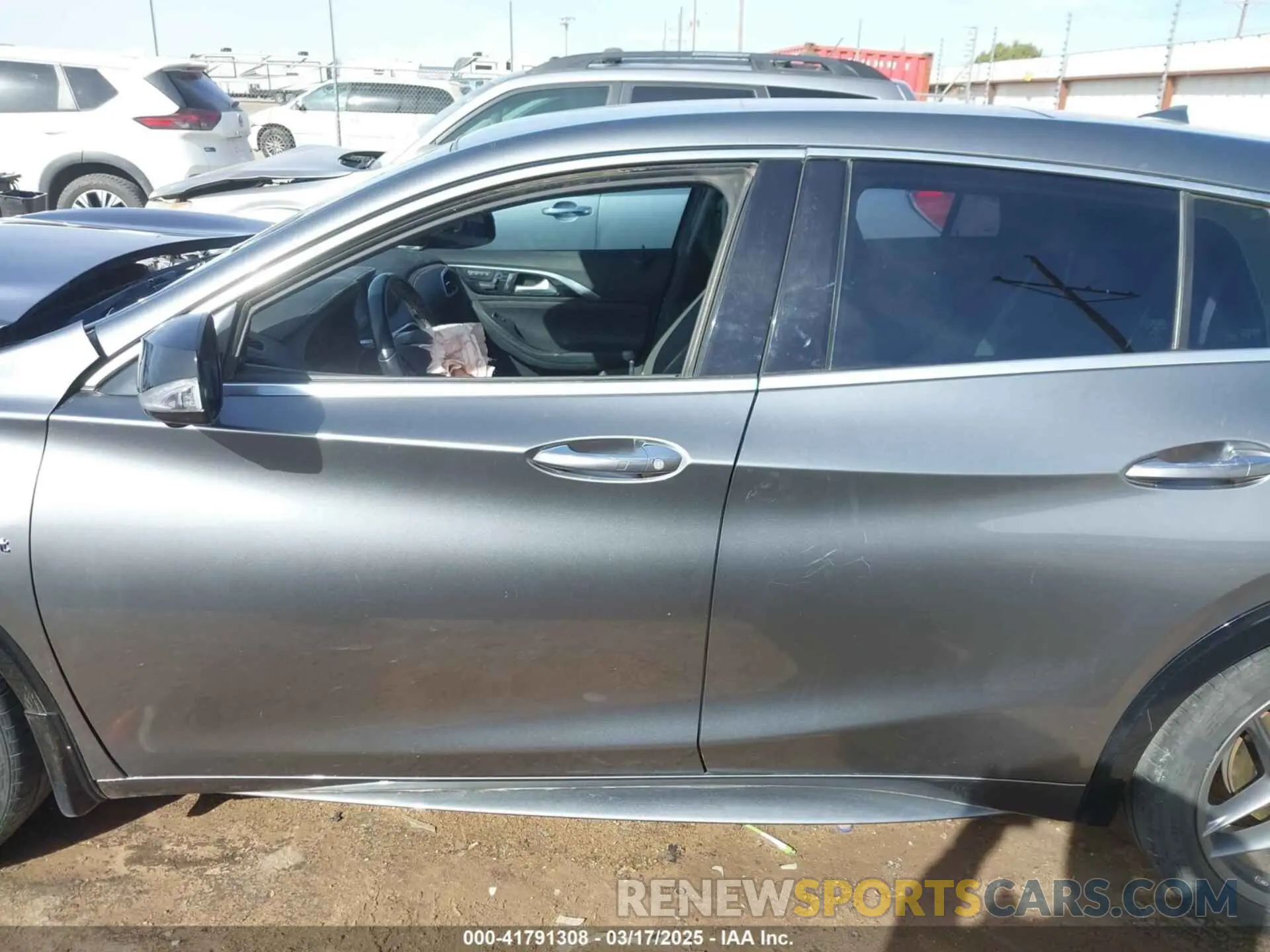 13 Photograph of a damaged car SJKCH5CP5KA010917 INFINITI QX30 2019