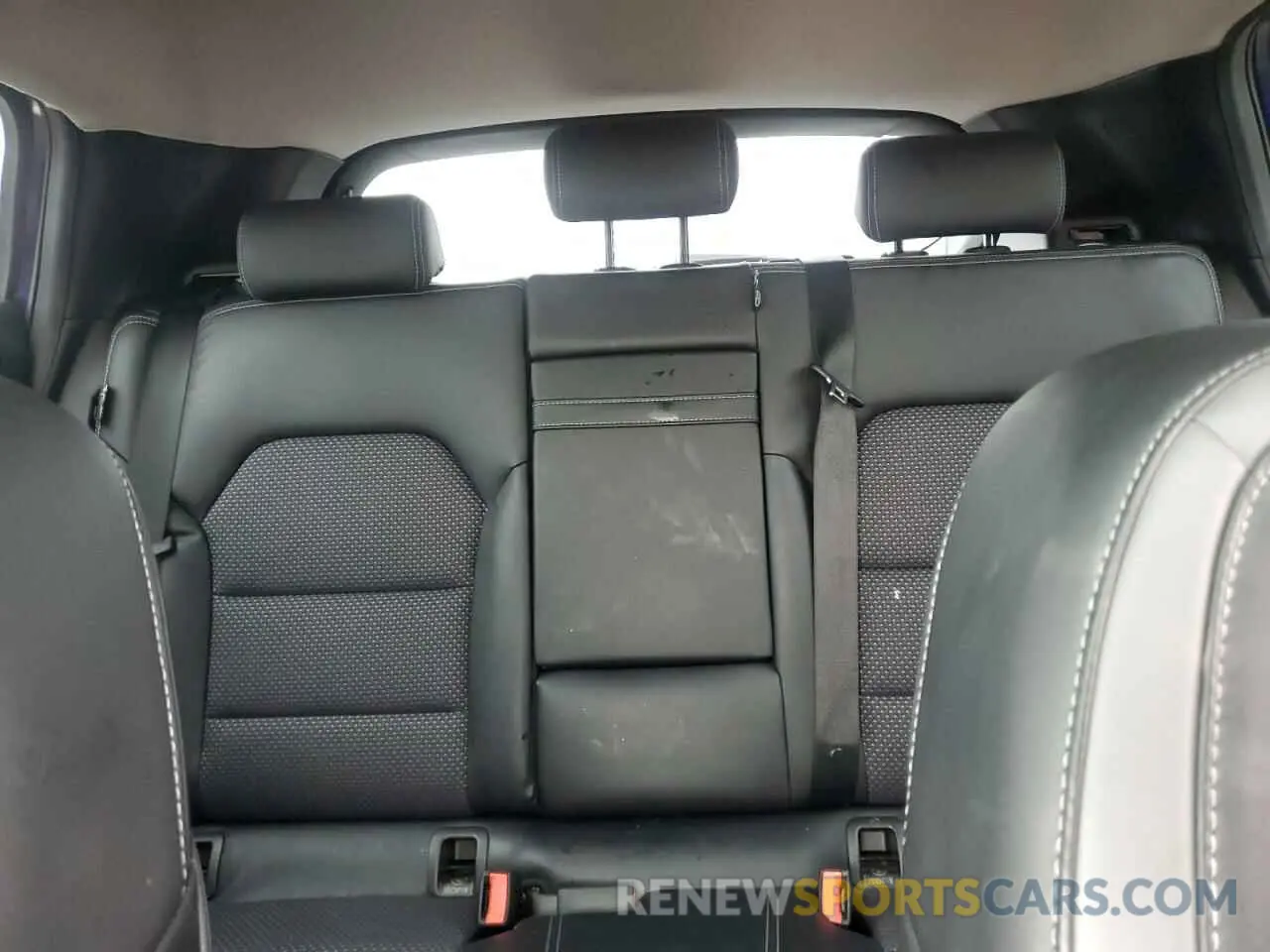 10 Фотография поврежденного автомобиля SJKCH5CP6KA010845 INFINITI QX30 2019