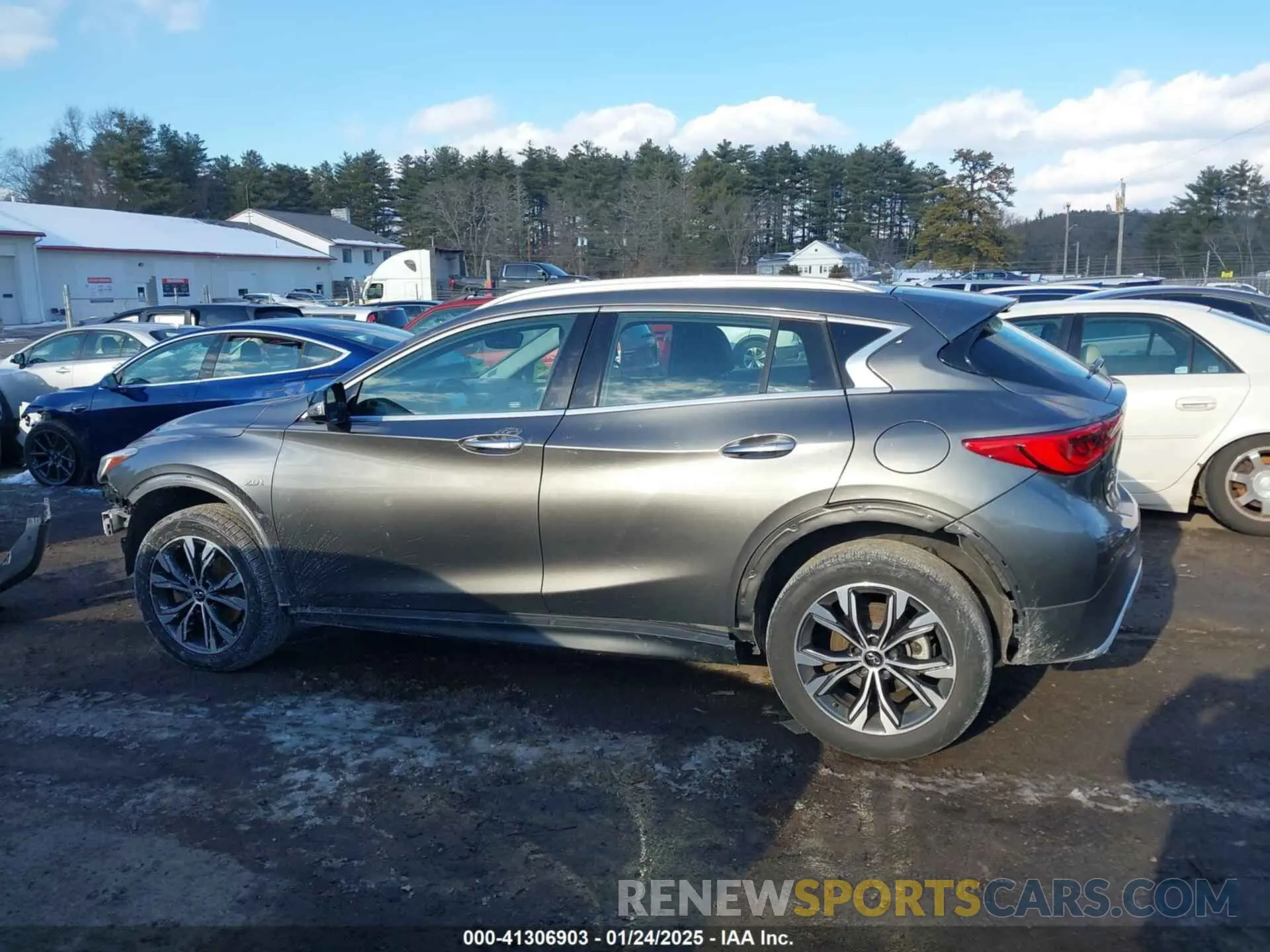 15 Фотография поврежденного автомобиля SJKCH5CR0KA008896 INFINITI QX30 2019