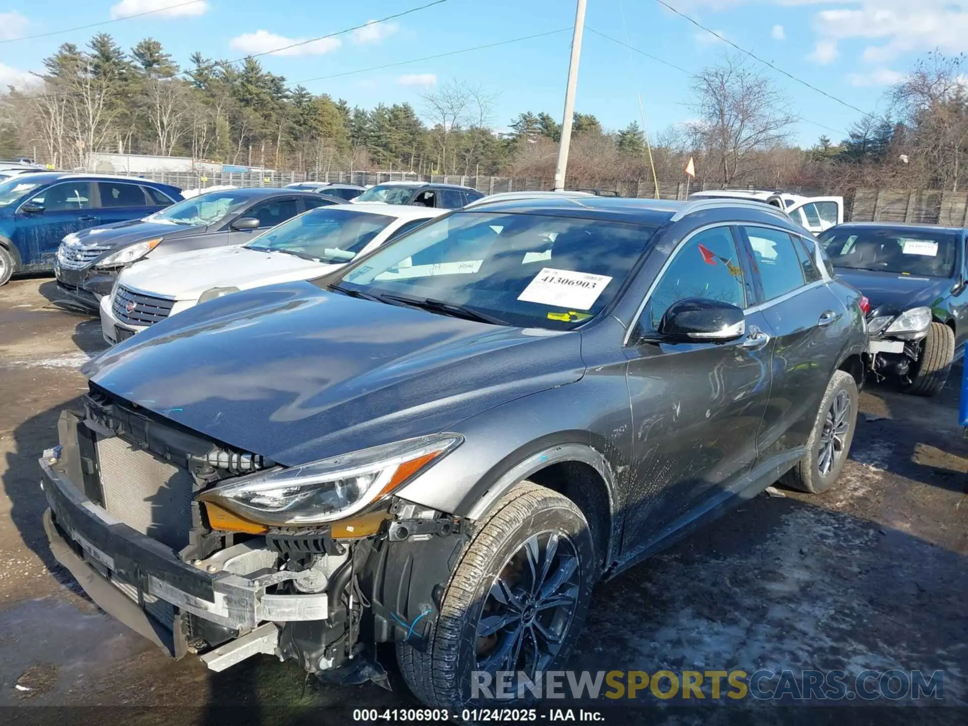 2 Фотография поврежденного автомобиля SJKCH5CR0KA008896 INFINITI QX30 2019