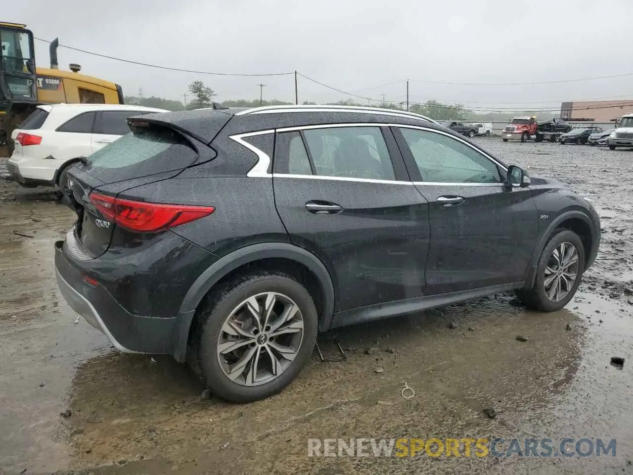 3 Фотография поврежденного автомобиля SJKCH5CR3KA007581 INFINITI QX30 2019