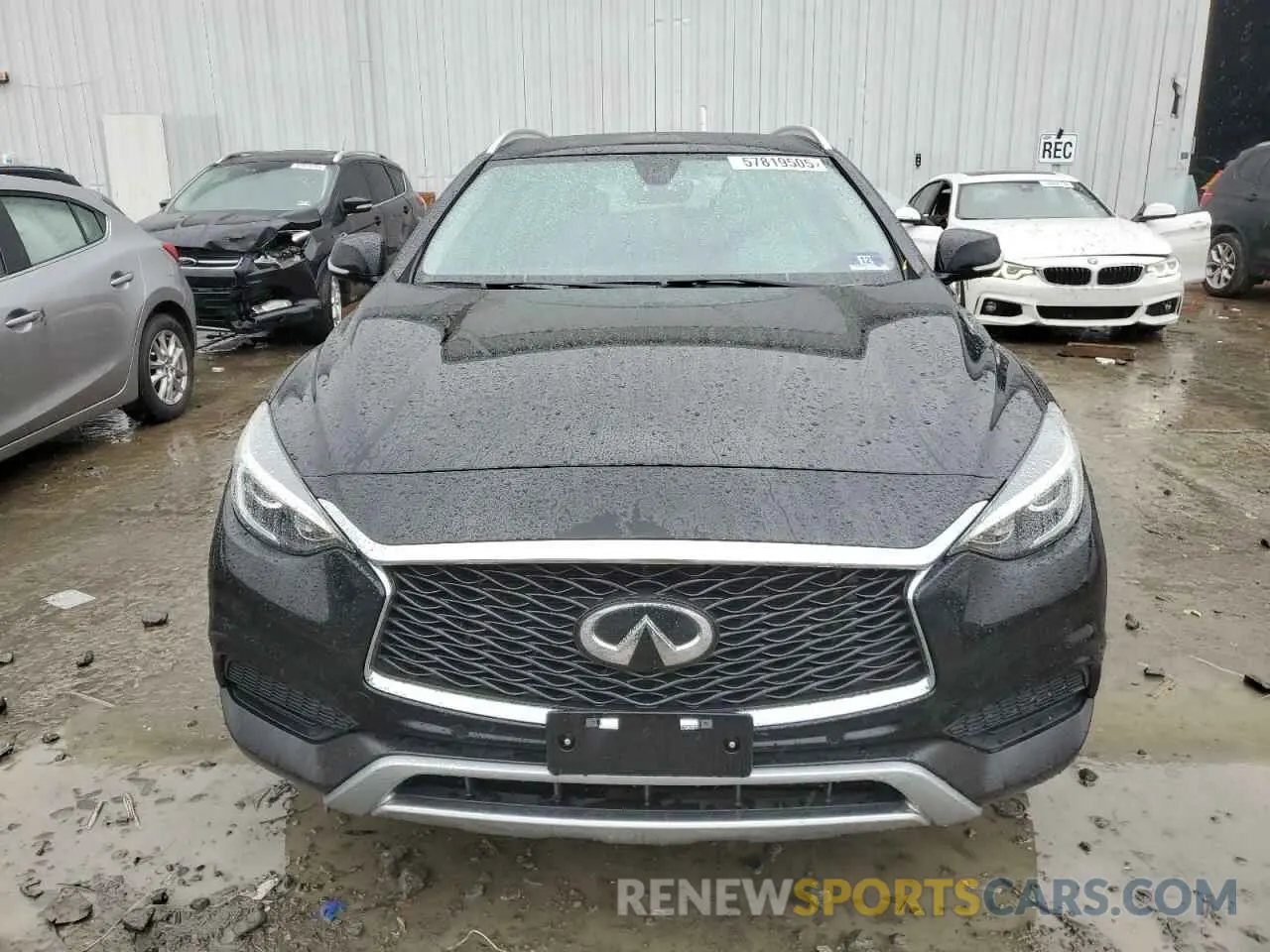 5 Фотография поврежденного автомобиля SJKCH5CR3KA007581 INFINITI QX30 2019
