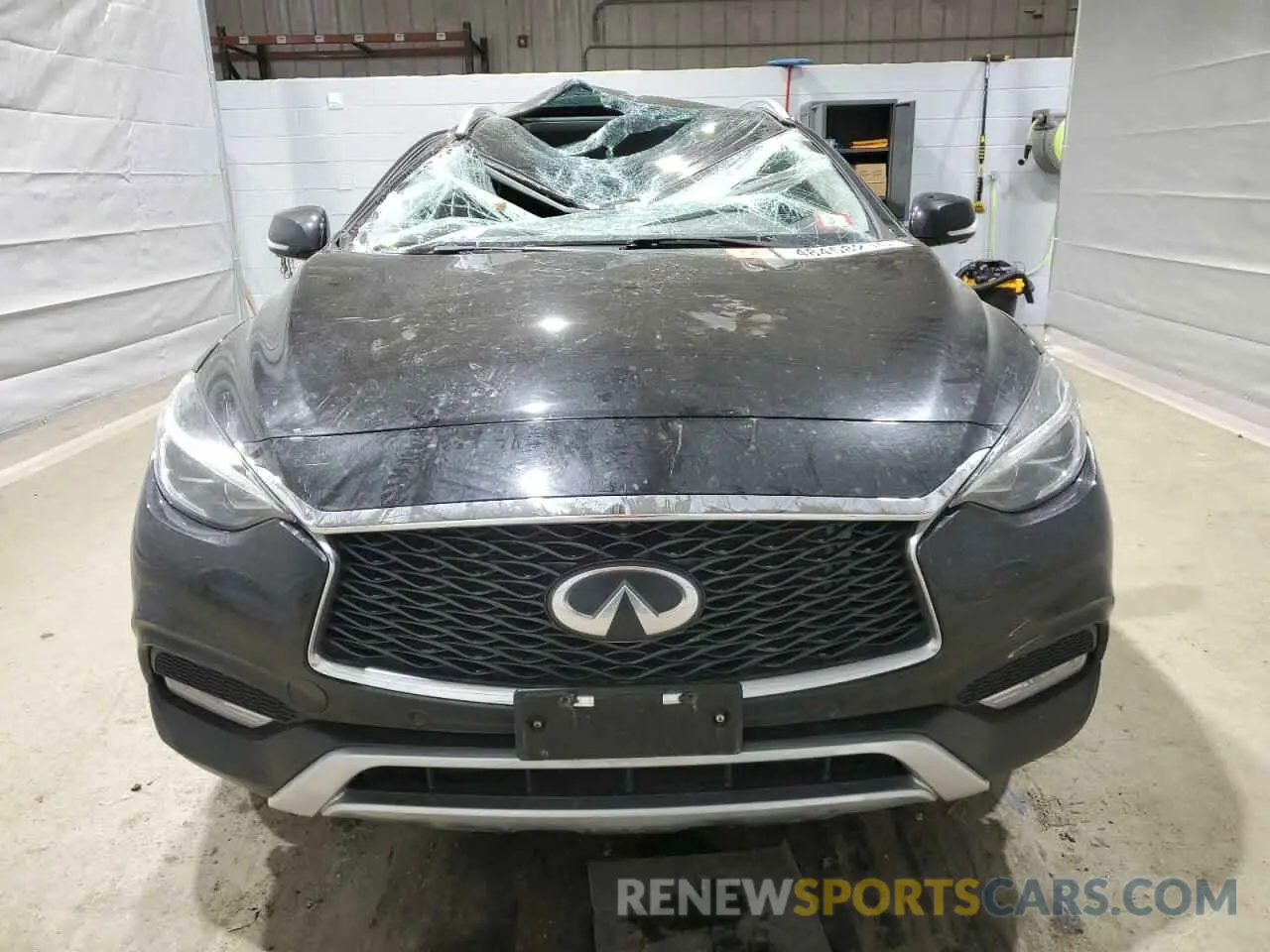 5 Фотография поврежденного автомобиля SJKCH5CR5KA010465 INFINITI QX30 2019