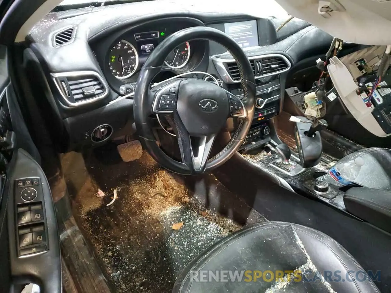 8 Фотография поврежденного автомобиля SJKCH5CR5KA010465 INFINITI QX30 2019